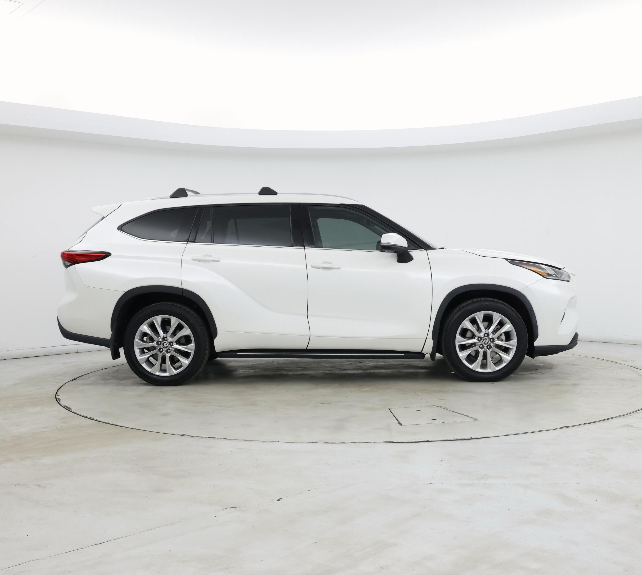 Thumbnail: 2020 Toyota Highlander - 7