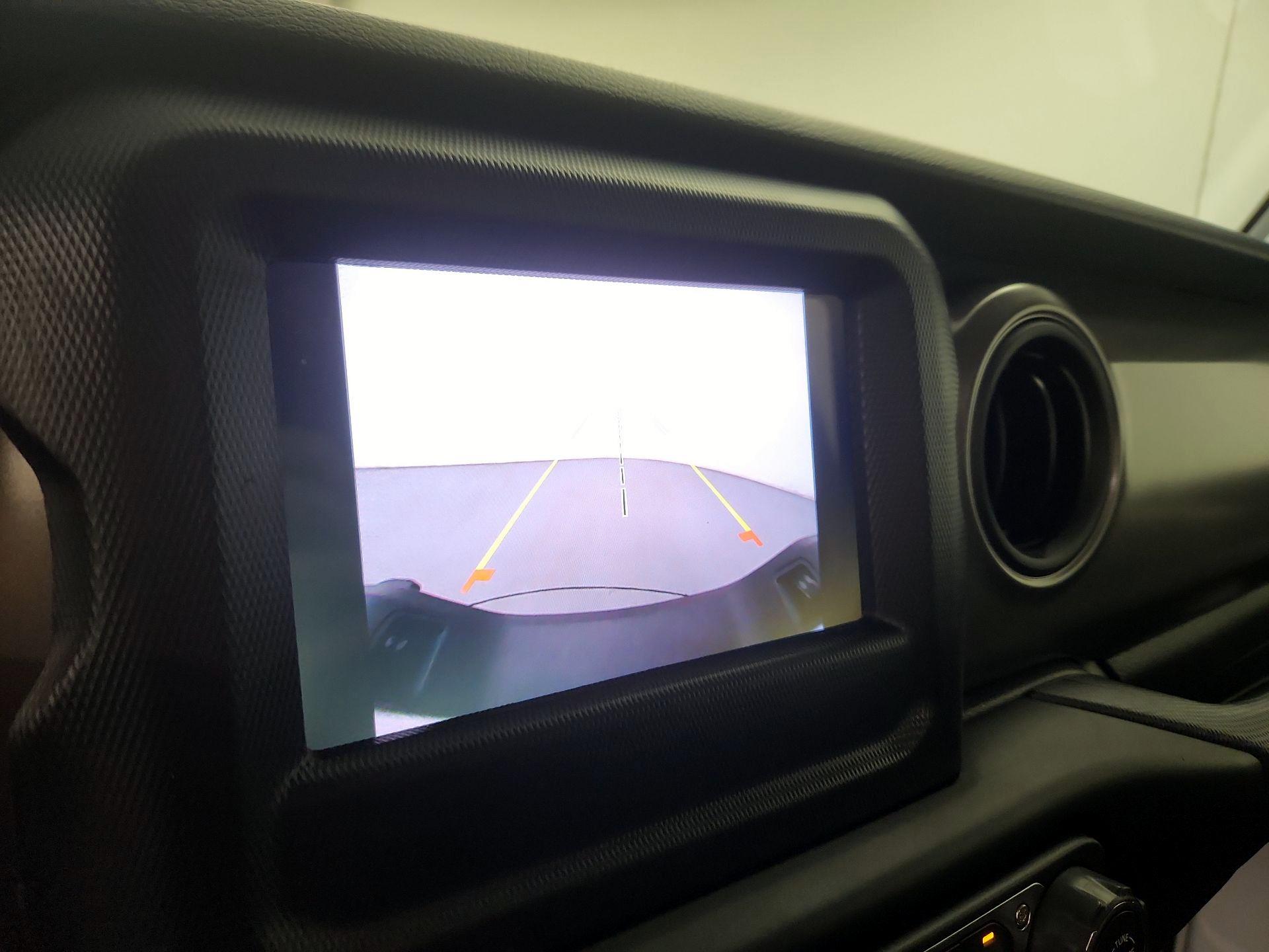 Thumbnail: 2023 Jeep Gladiator - 14