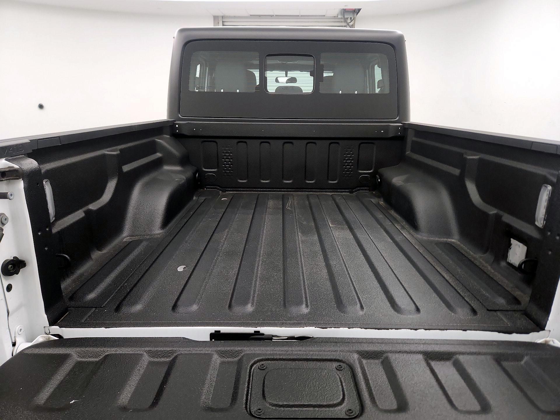 Thumbnail: 2023 Jeep Gladiator - 20