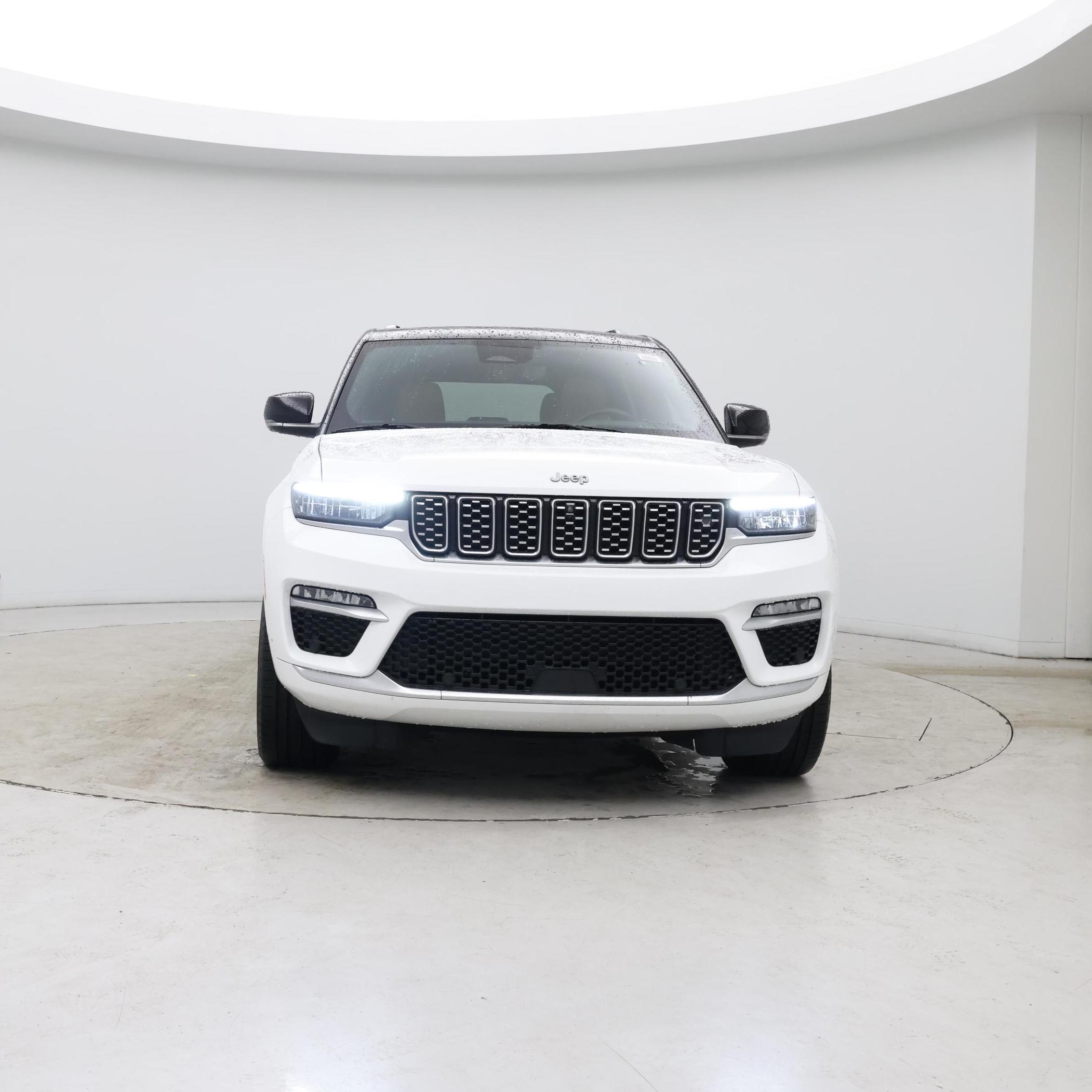 Thumbnail: 2022 Jeep Grand Cherokee - 5