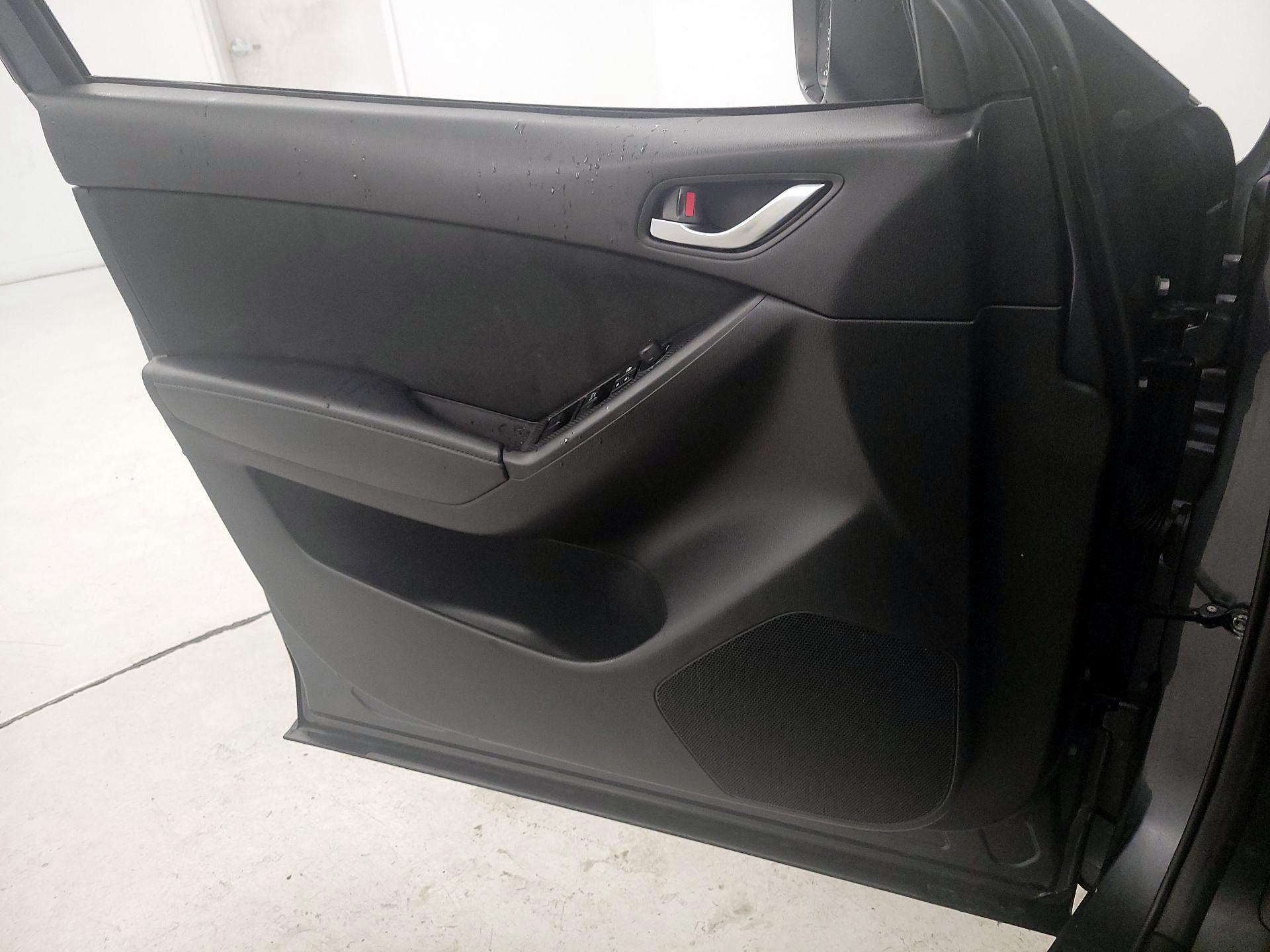 Thumbnail: 2016 Mazda CX-5 - 12