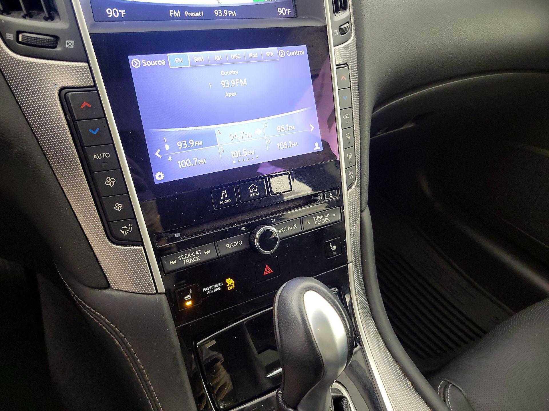 Thumbnail: 2015 INFINITI Q50 - 16