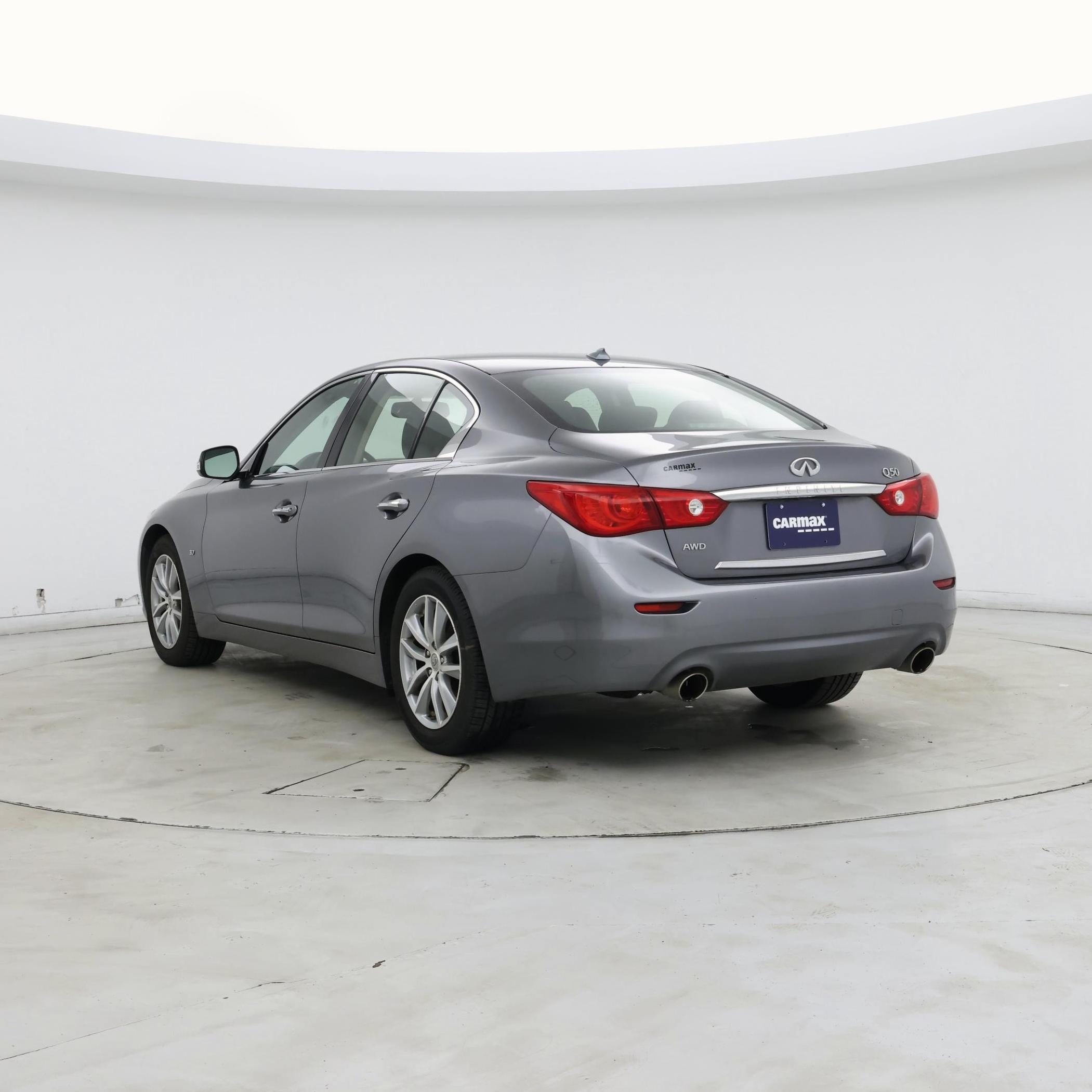 Thumbnail: 2015 INFINITI Q50 - 2