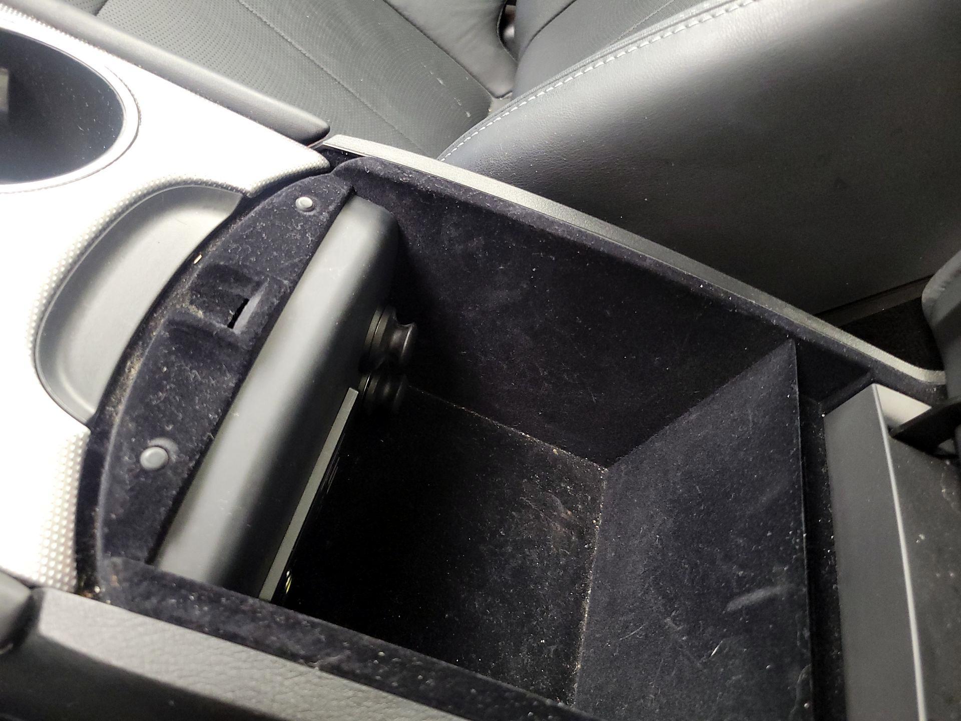 Thumbnail: 2015 INFINITI Q50 - 19