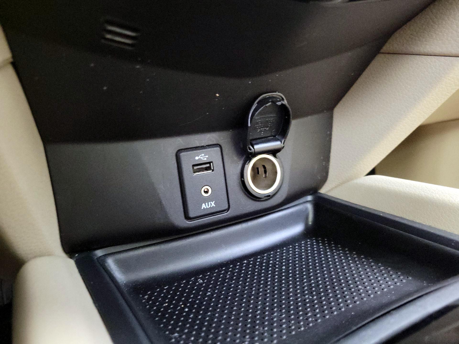 Thumbnail: 2016 Nissan Rogue - 18