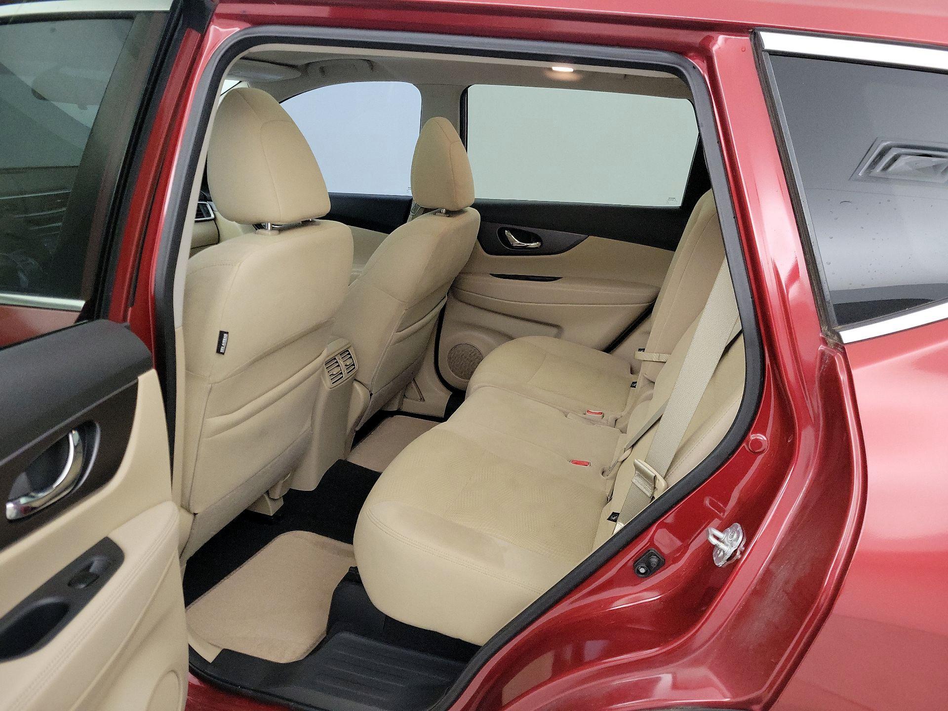 Thumbnail: 2016 Nissan Rogue - 20