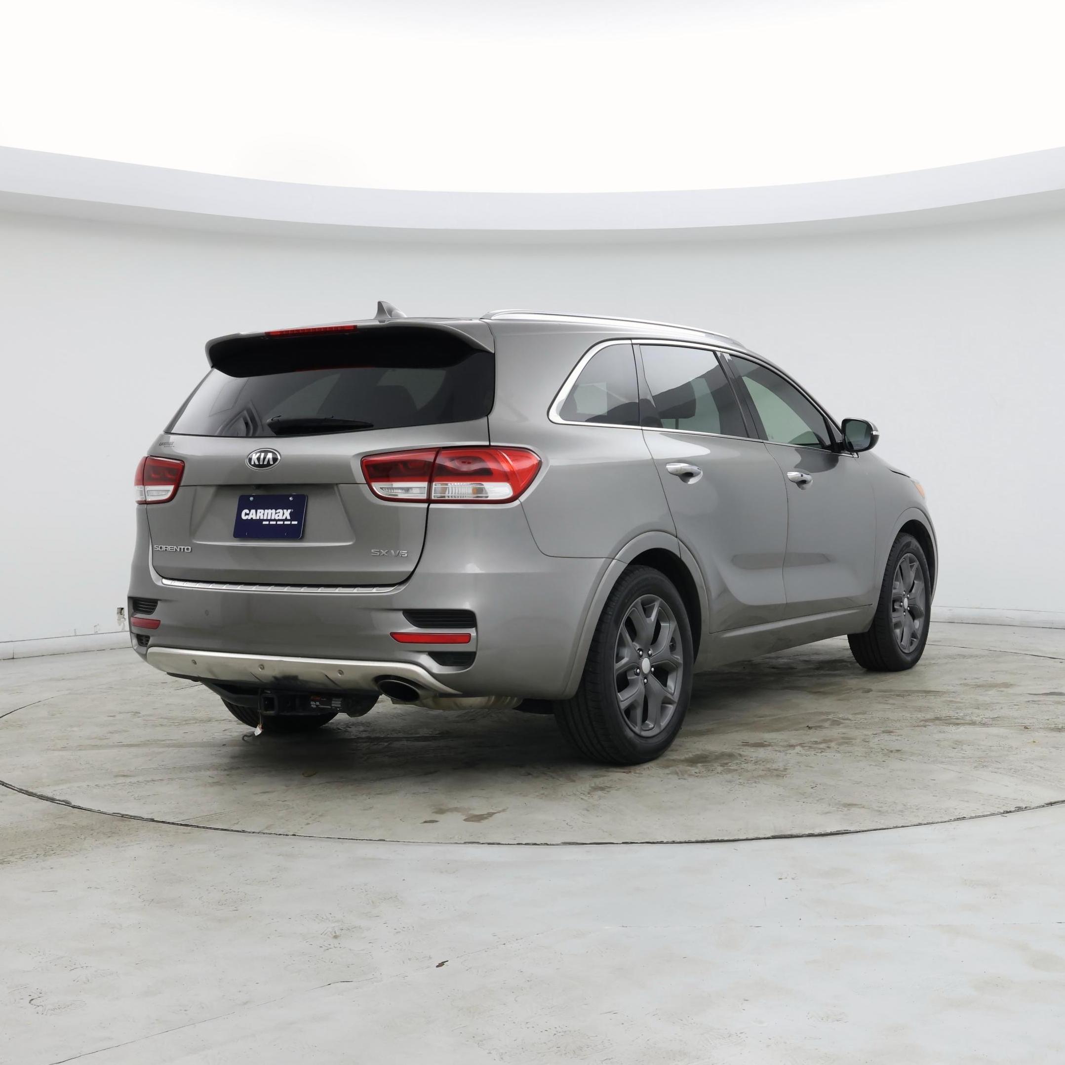 Thumbnail: 2018 Kia Sorento - 8