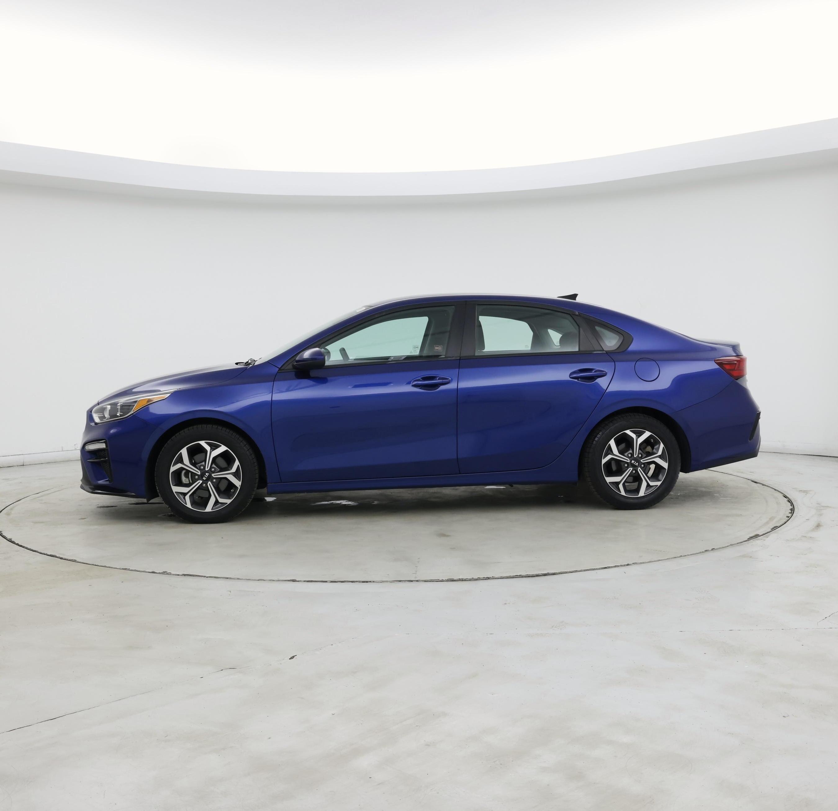 Thumbnail: 2020 Kia Forte - 3