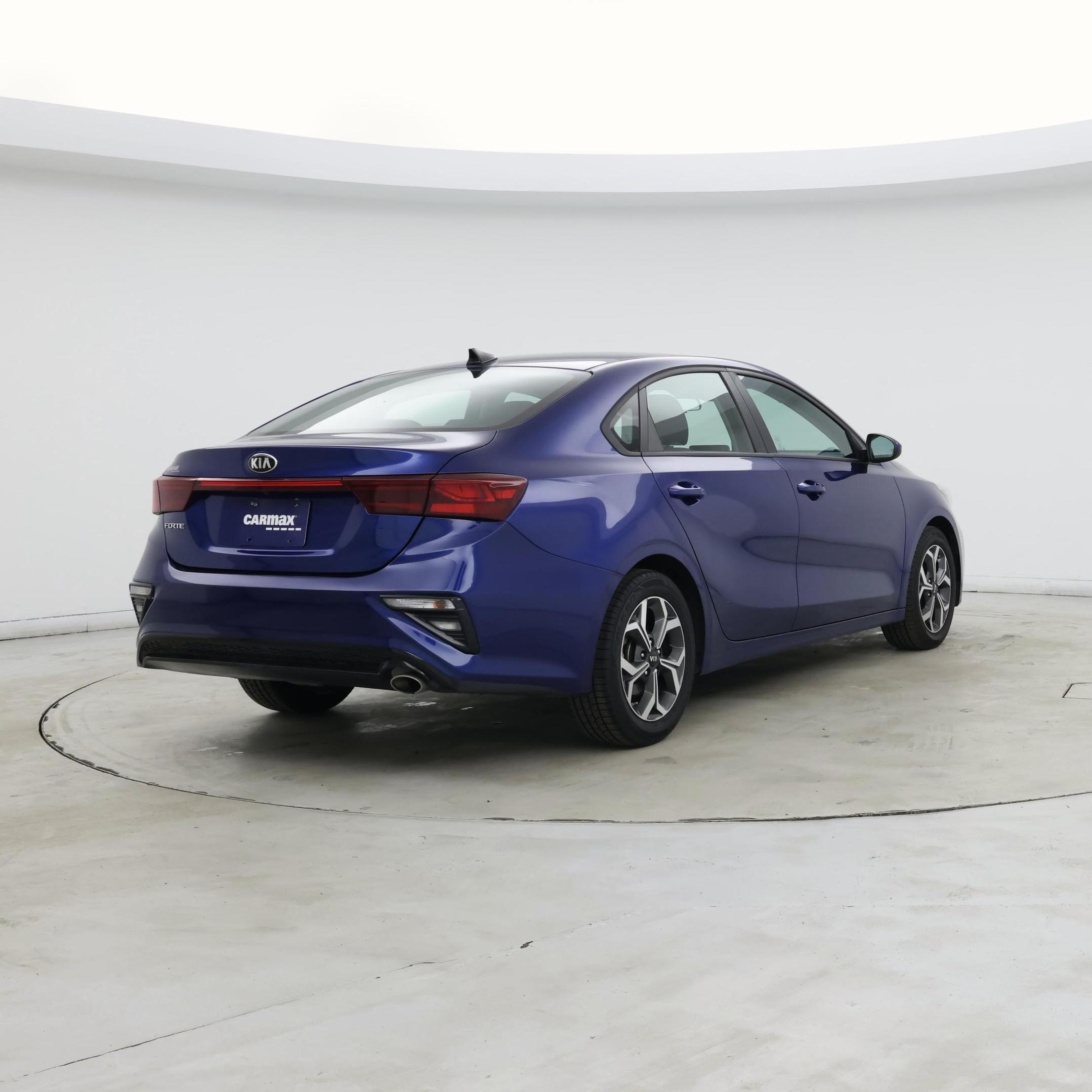 Thumbnail: 2020 Kia Forte - 8
