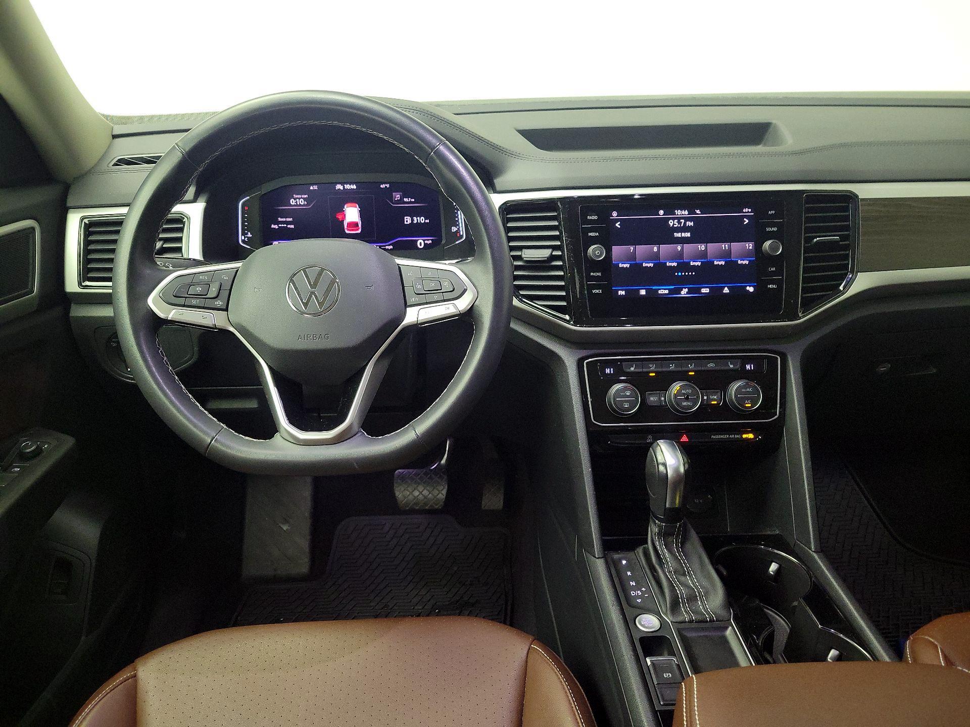 Thumbnail: 2022 Volkswagen Atlas - 10