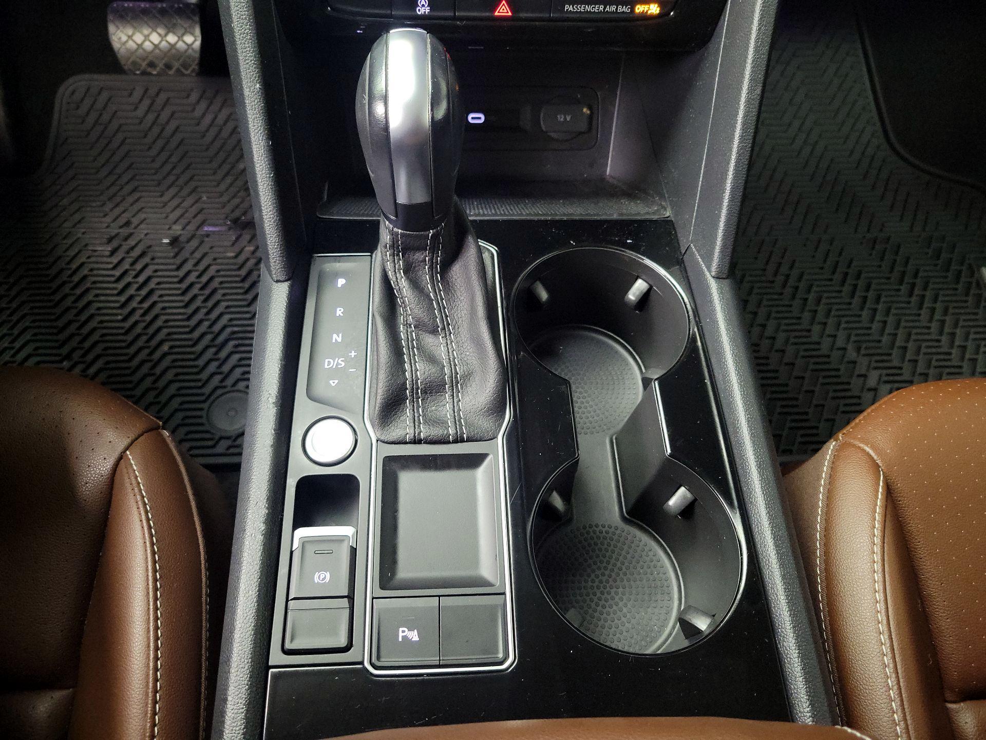 Thumbnail: 2022 Volkswagen Atlas - 17