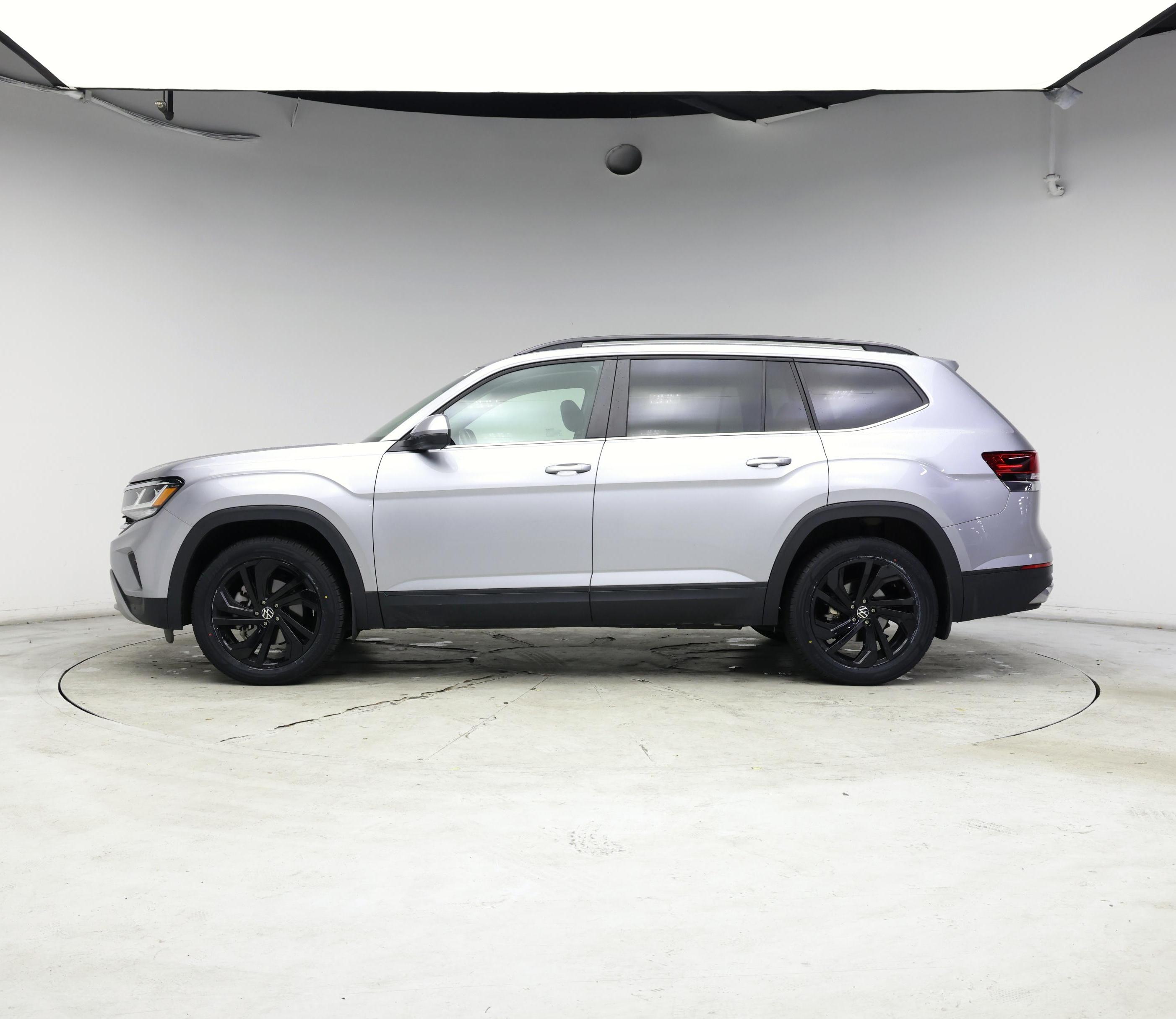 Thumbnail: 2022 Volkswagen Atlas - 3