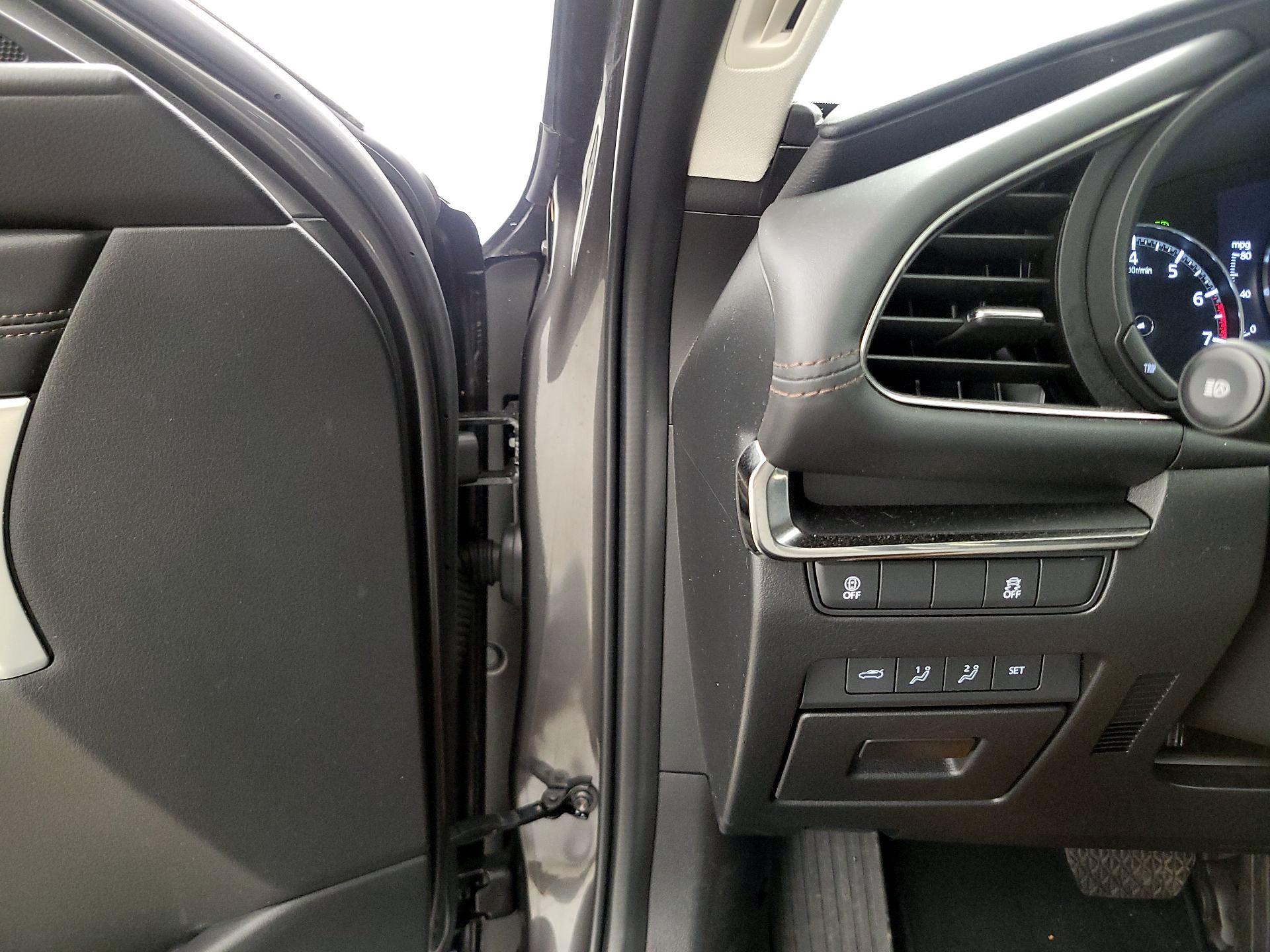 Thumbnail: 2021 Mazda Mazda3 - 13