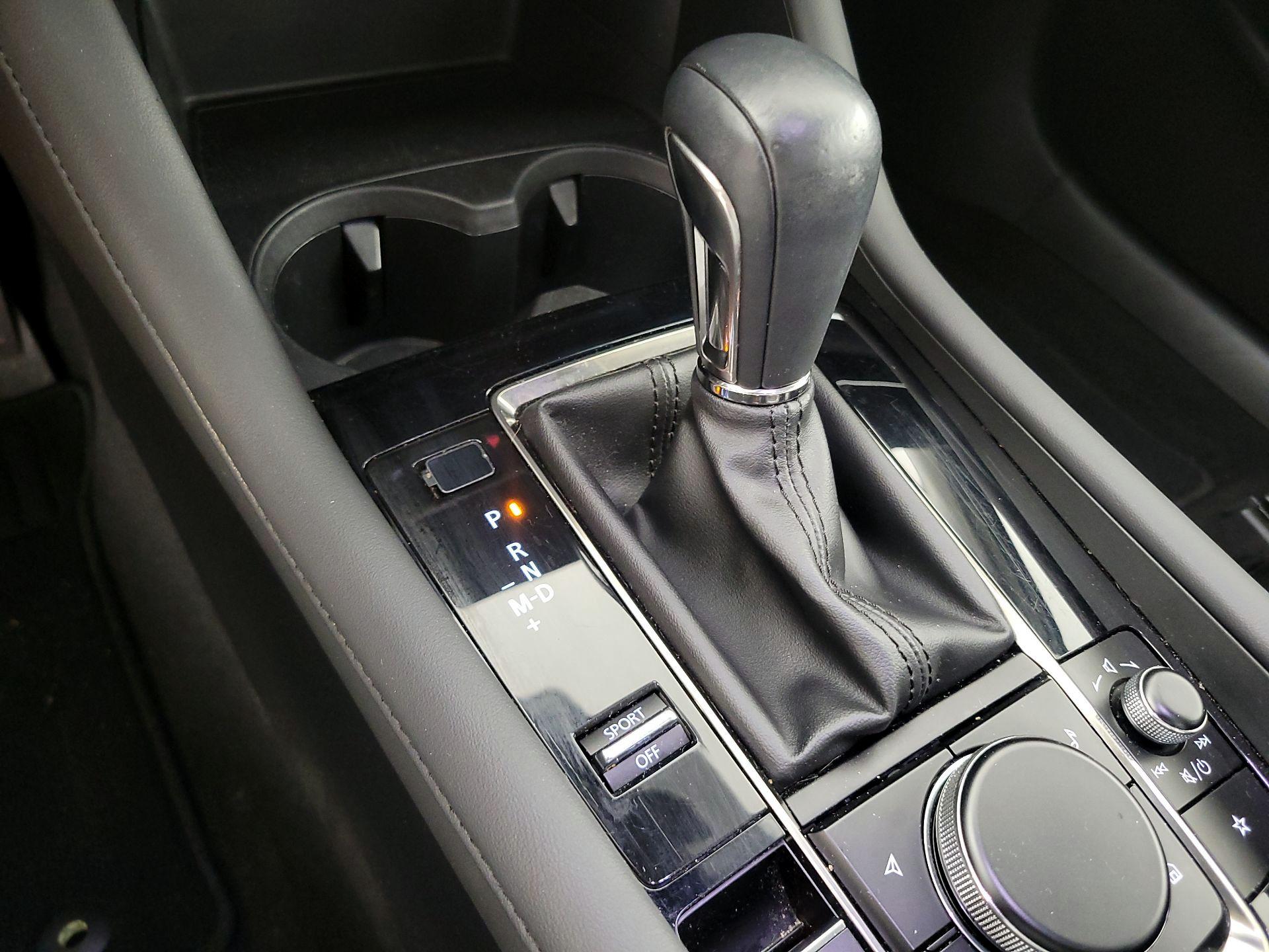 Thumbnail: 2021 Mazda Mazda3 - 17