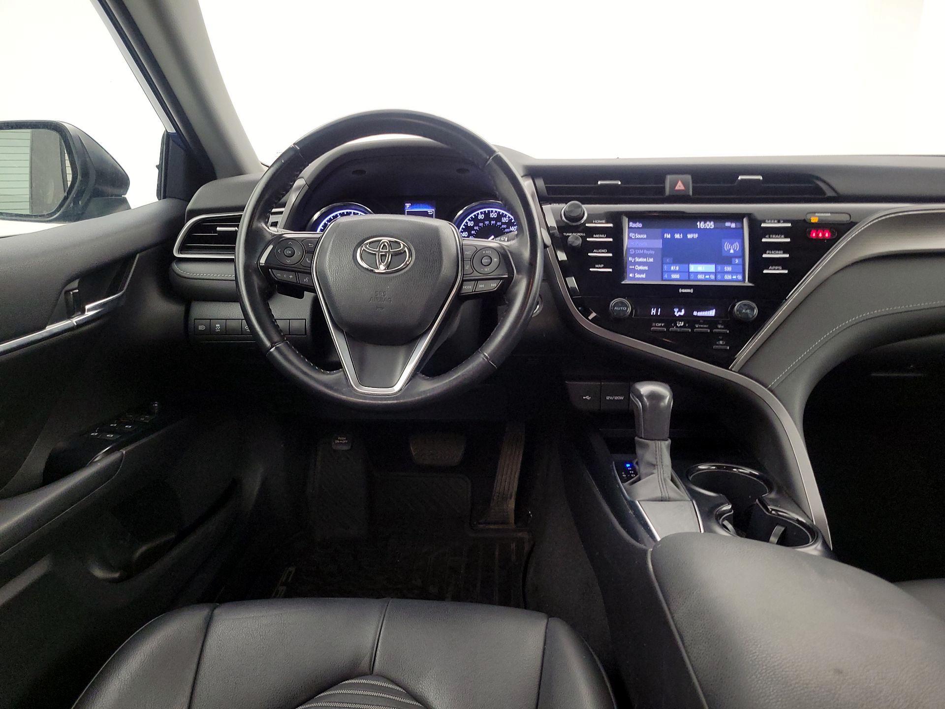 Thumbnail: 2020 Toyota Camry - 10