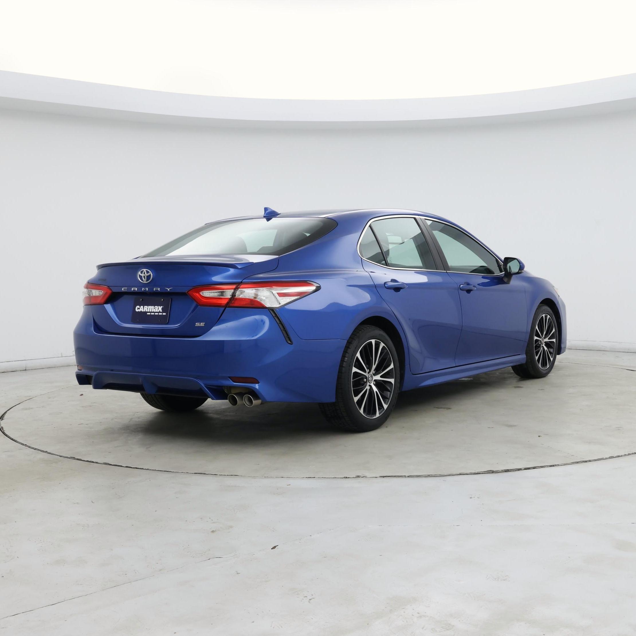 Thumbnail: 2020 Toyota Camry - 8