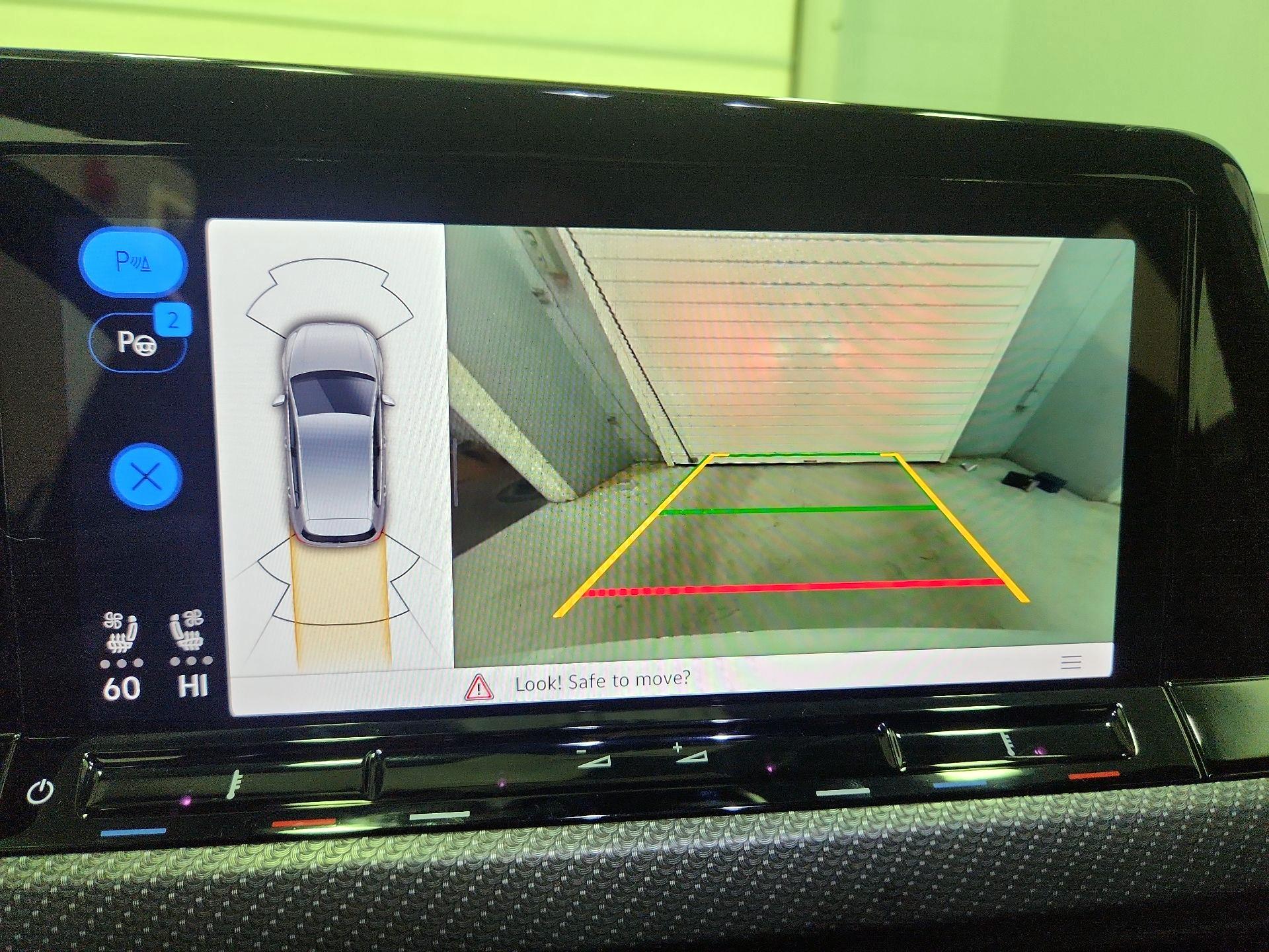 Thumbnail: 2024 Volkswagen Golf - 15