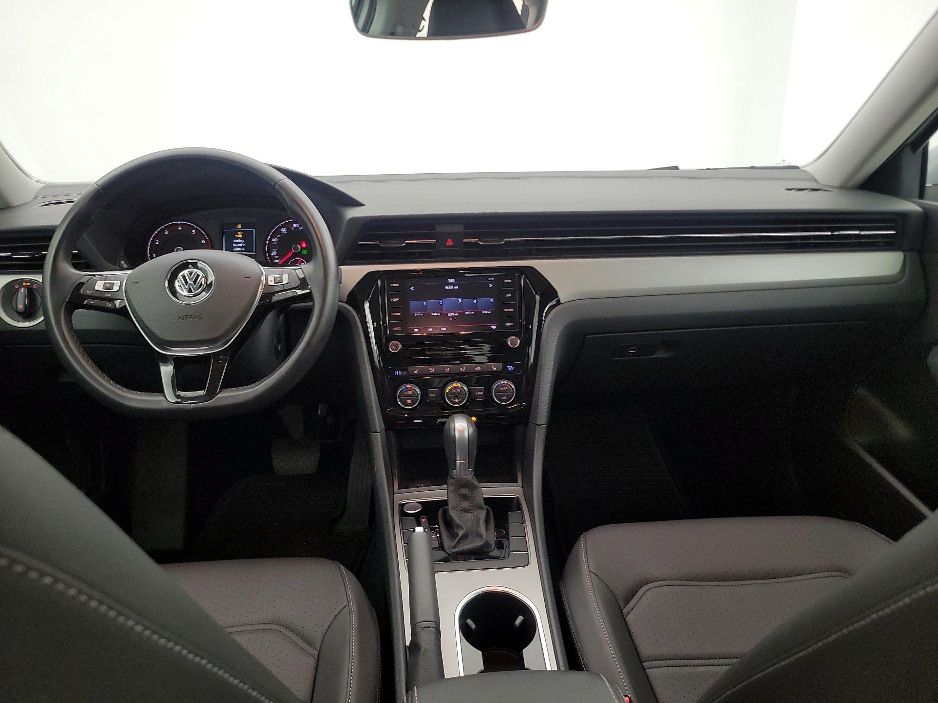 Thumbnail: 2020 Volkswagen Passat - 9