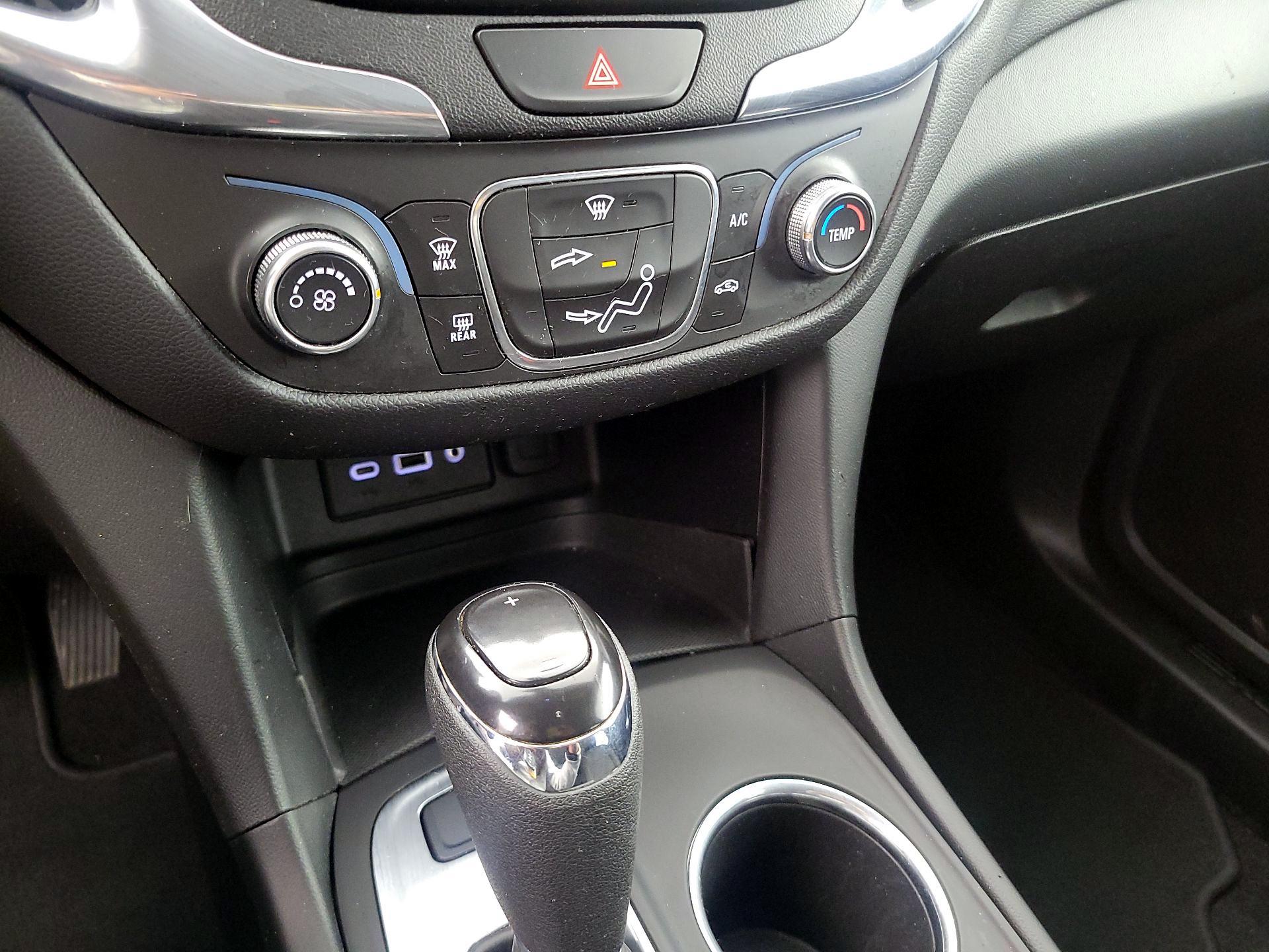 Thumbnail: 2021 Chevrolet Equinox - 16