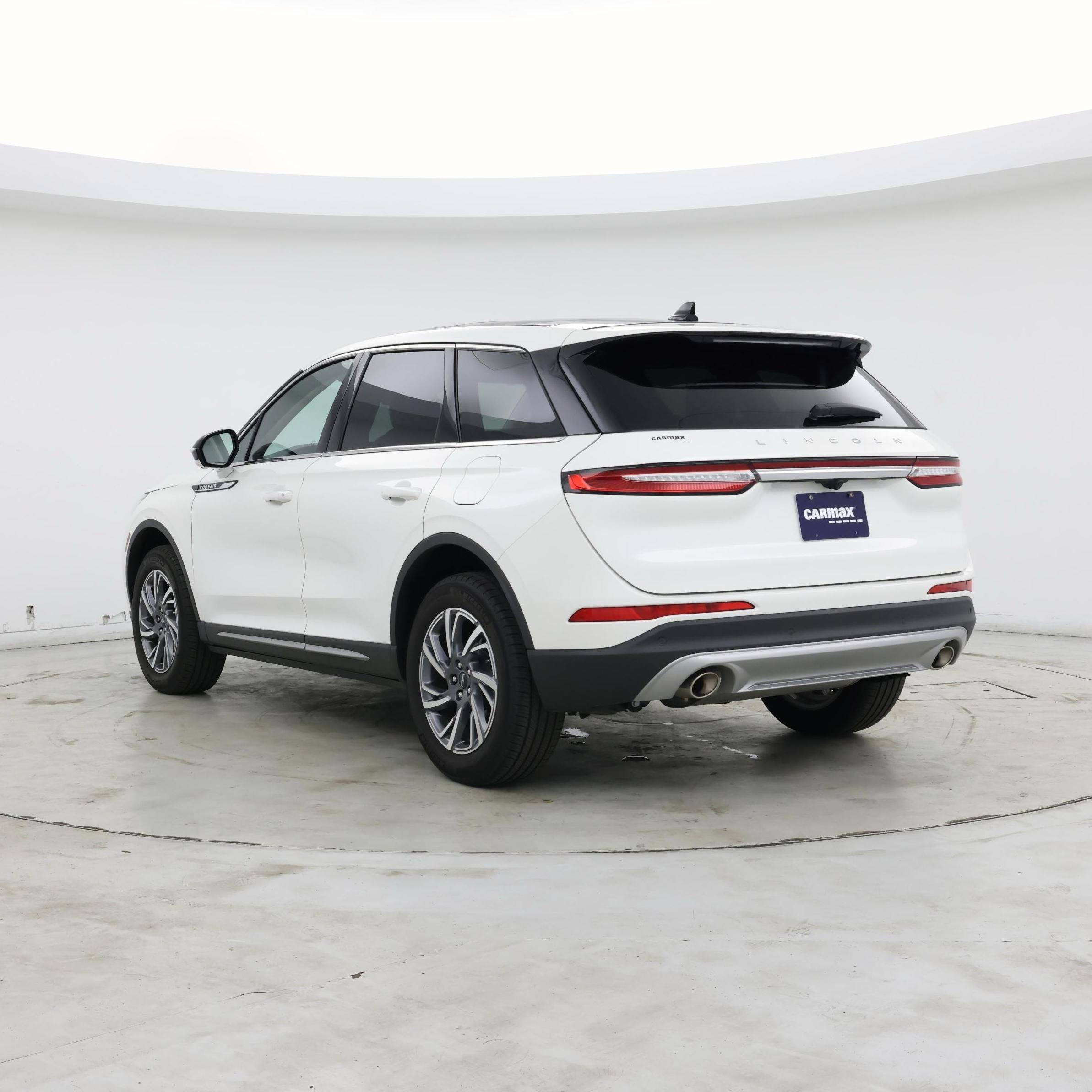 Thumbnail: 2024 Lincoln Corsair - 2