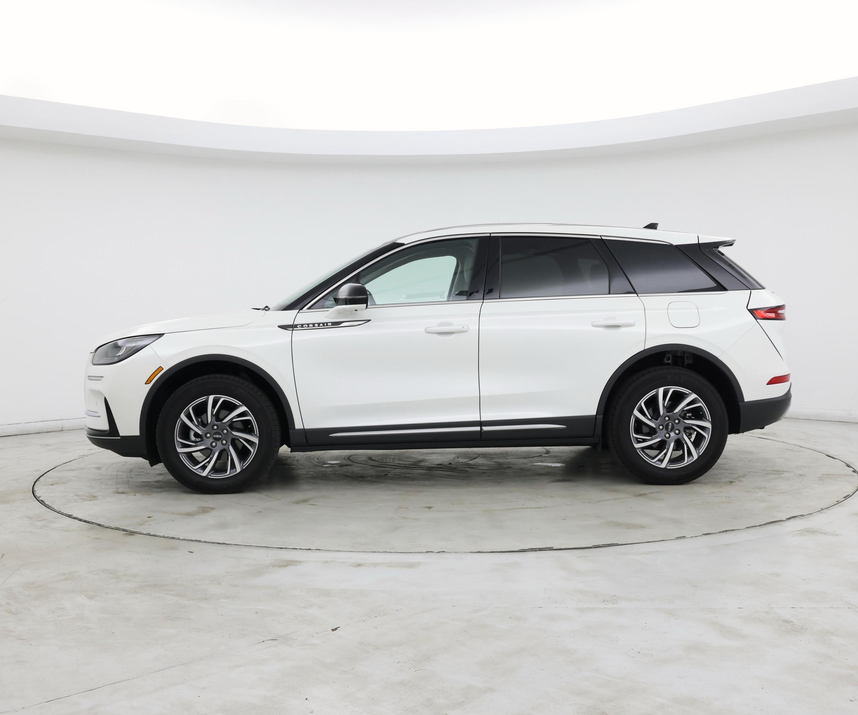 Thumbnail: 2024 Lincoln Corsair - 3