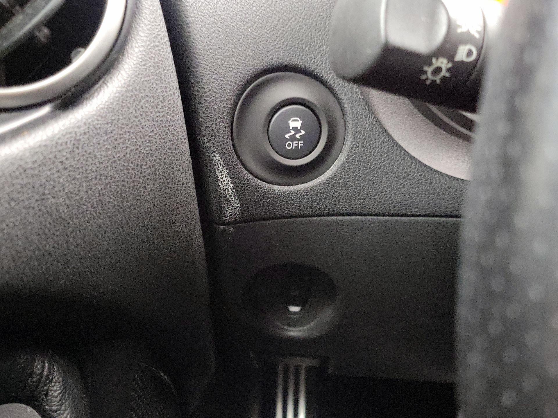 Thumbnail: 2017 Nissan Z - 13