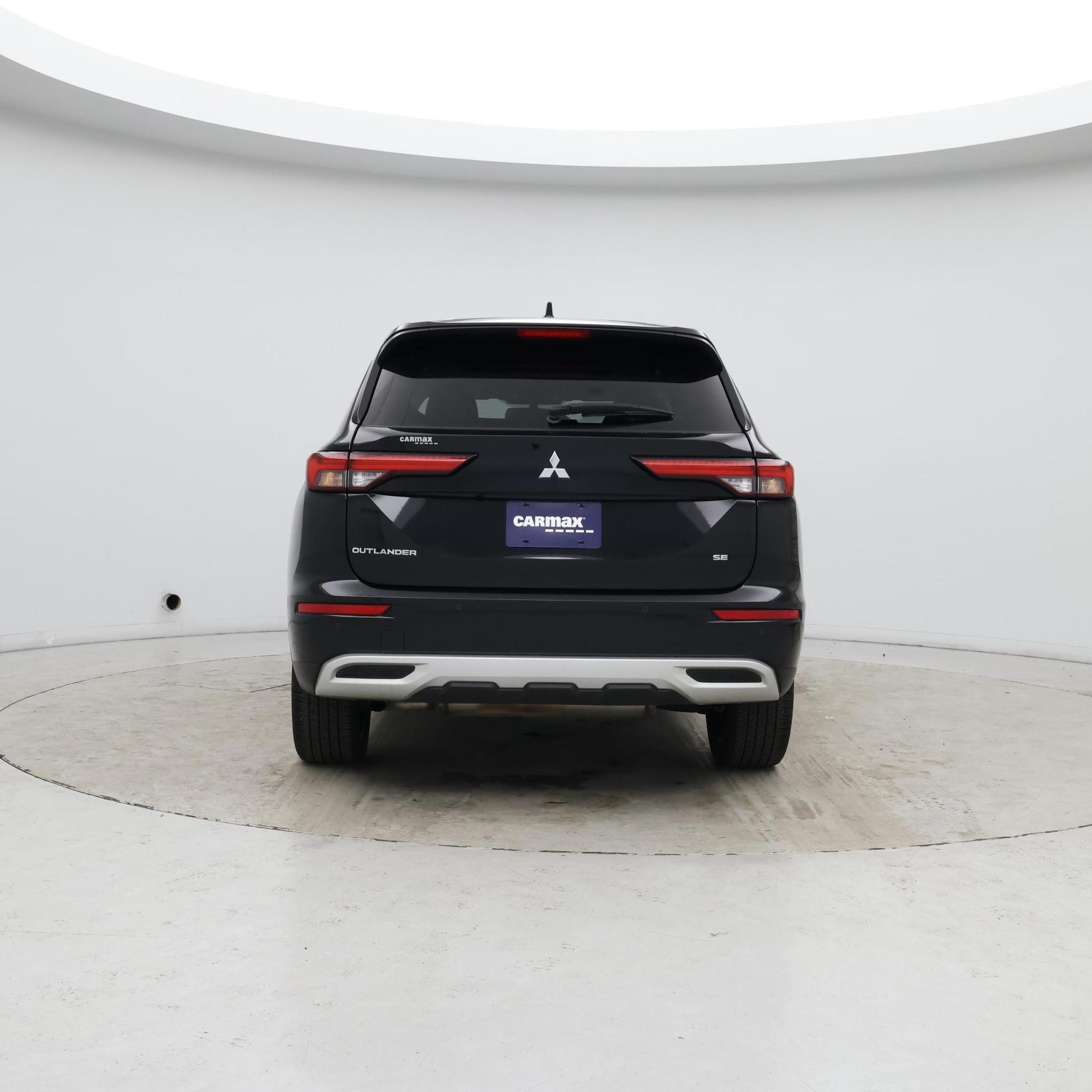 Thumbnail: 2024 Mitsubishi Outlander - 6