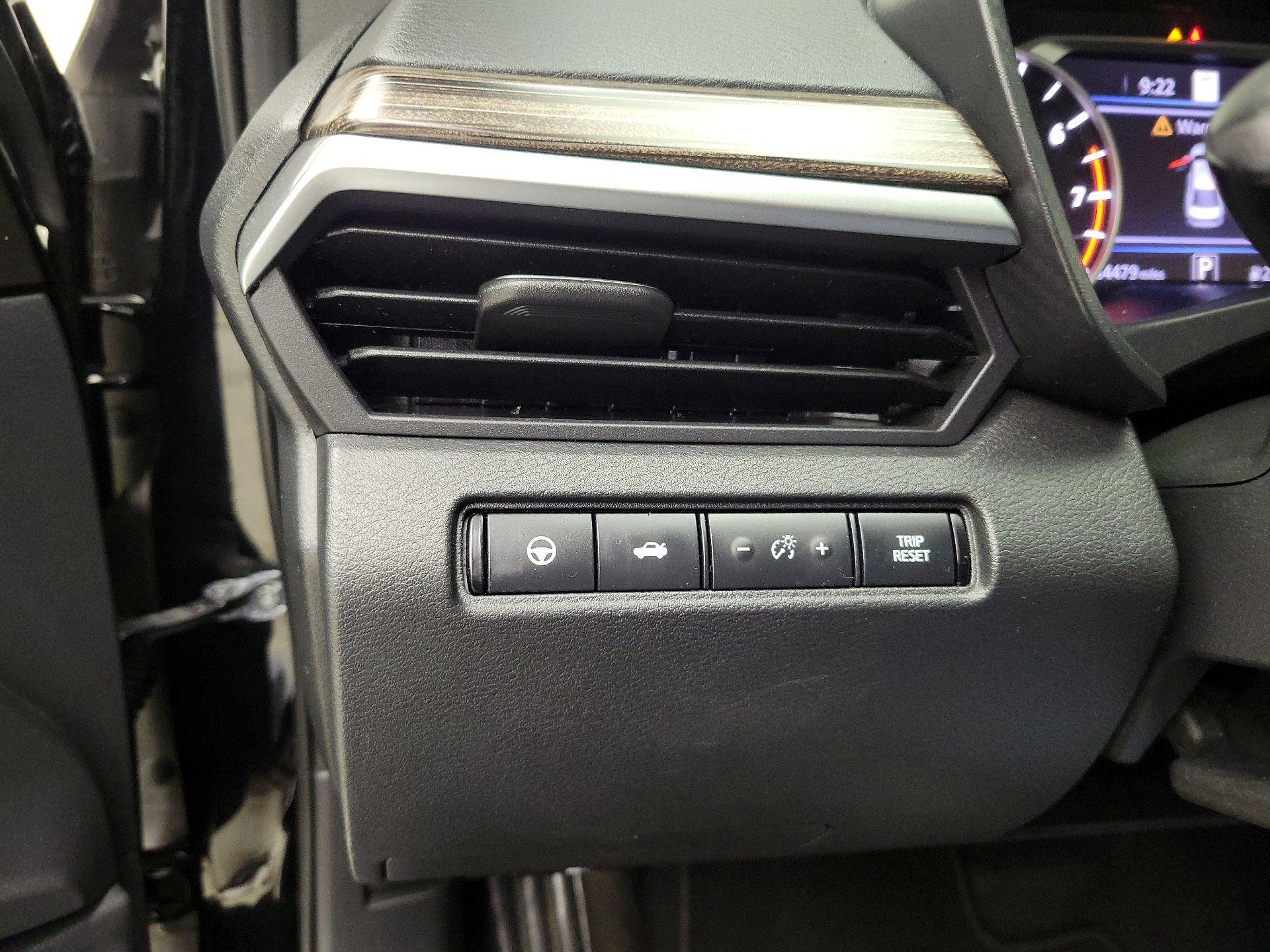 Thumbnail: 2019 Nissan Altima - 11