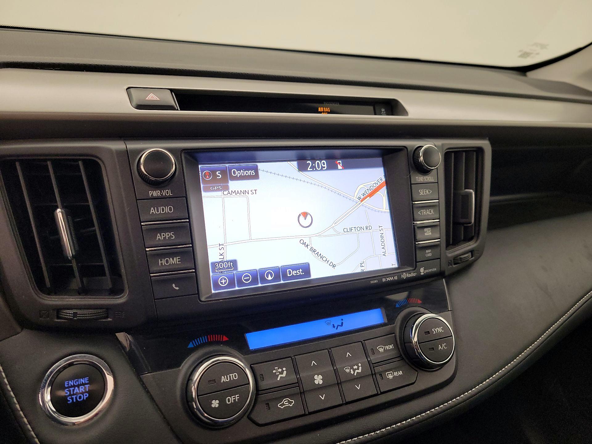 Thumbnail: 2016 Toyota RAV4 - 14