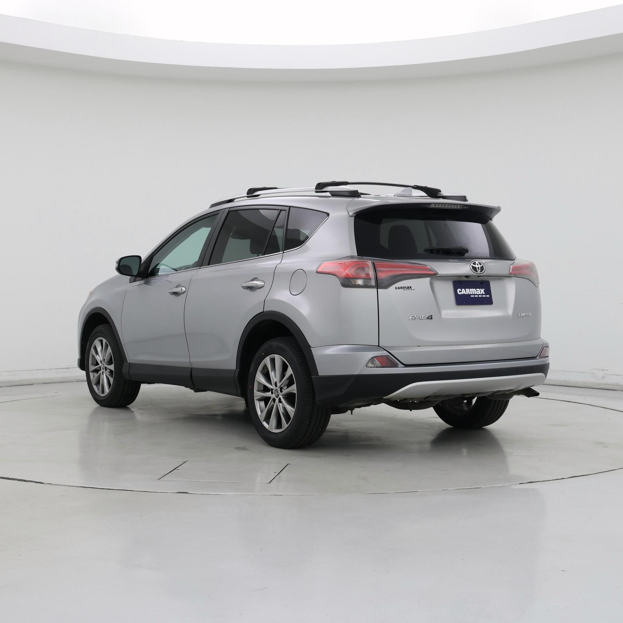 Thumbnail: 2016 Toyota RAV4 - 2