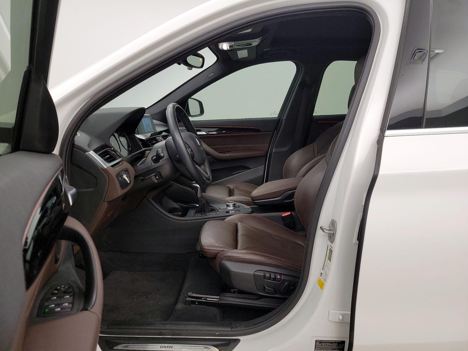 Thumbnail: 2019 BMW X1 - 11