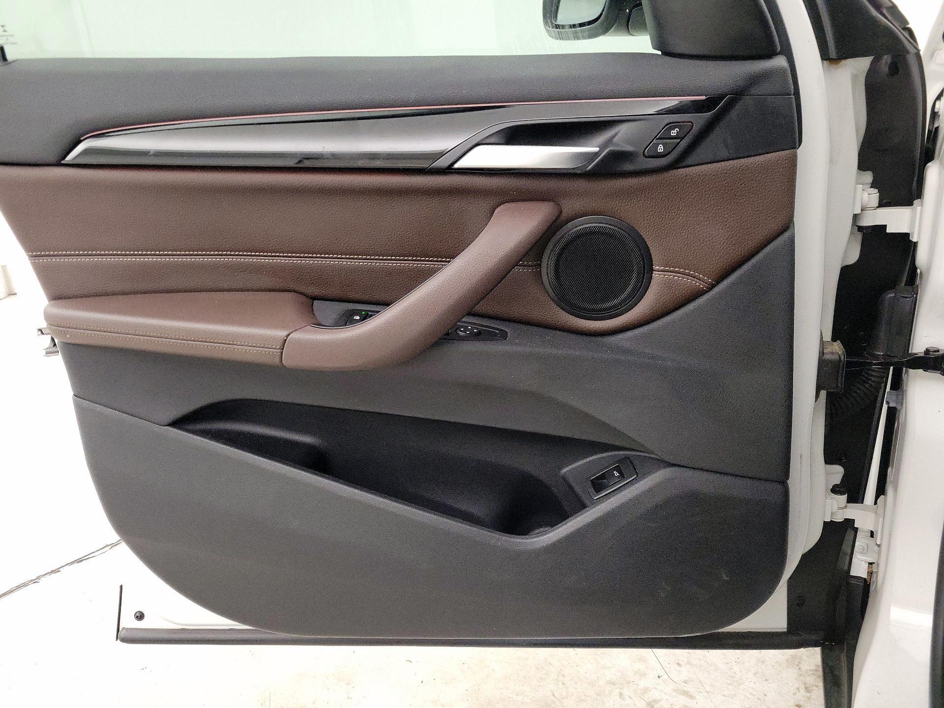 Thumbnail: 2019 BMW X1 - 12