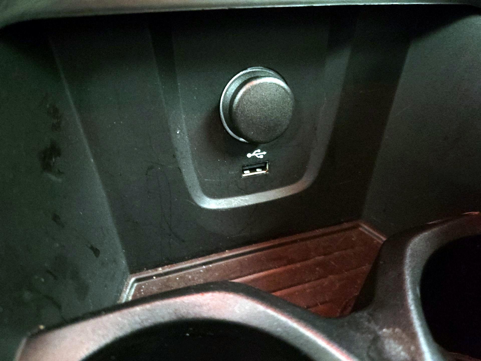 Thumbnail: 2019 BMW X1 - 18