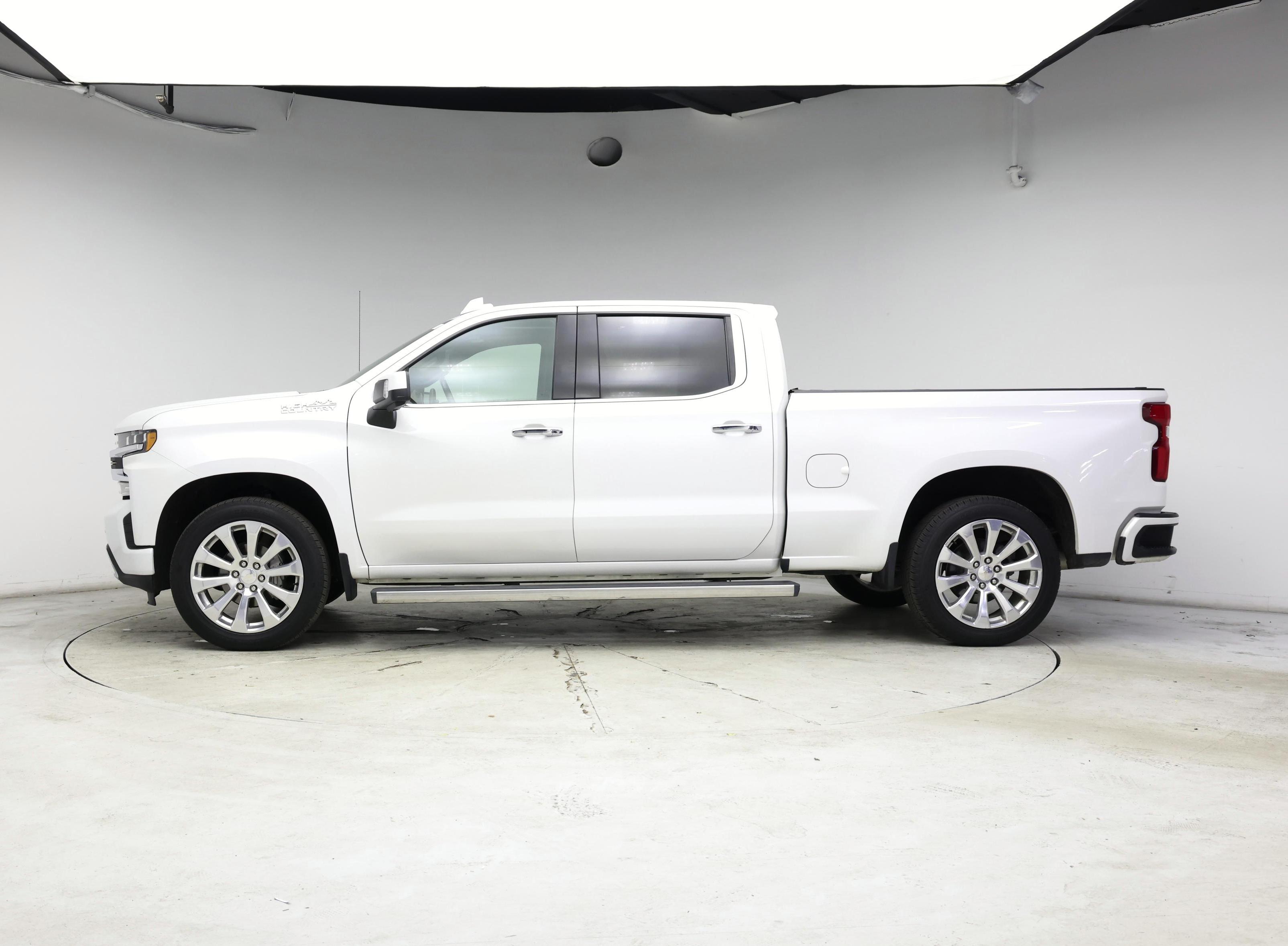 Thumbnail: 2022 Chevrolet Silverado 1500 - 3