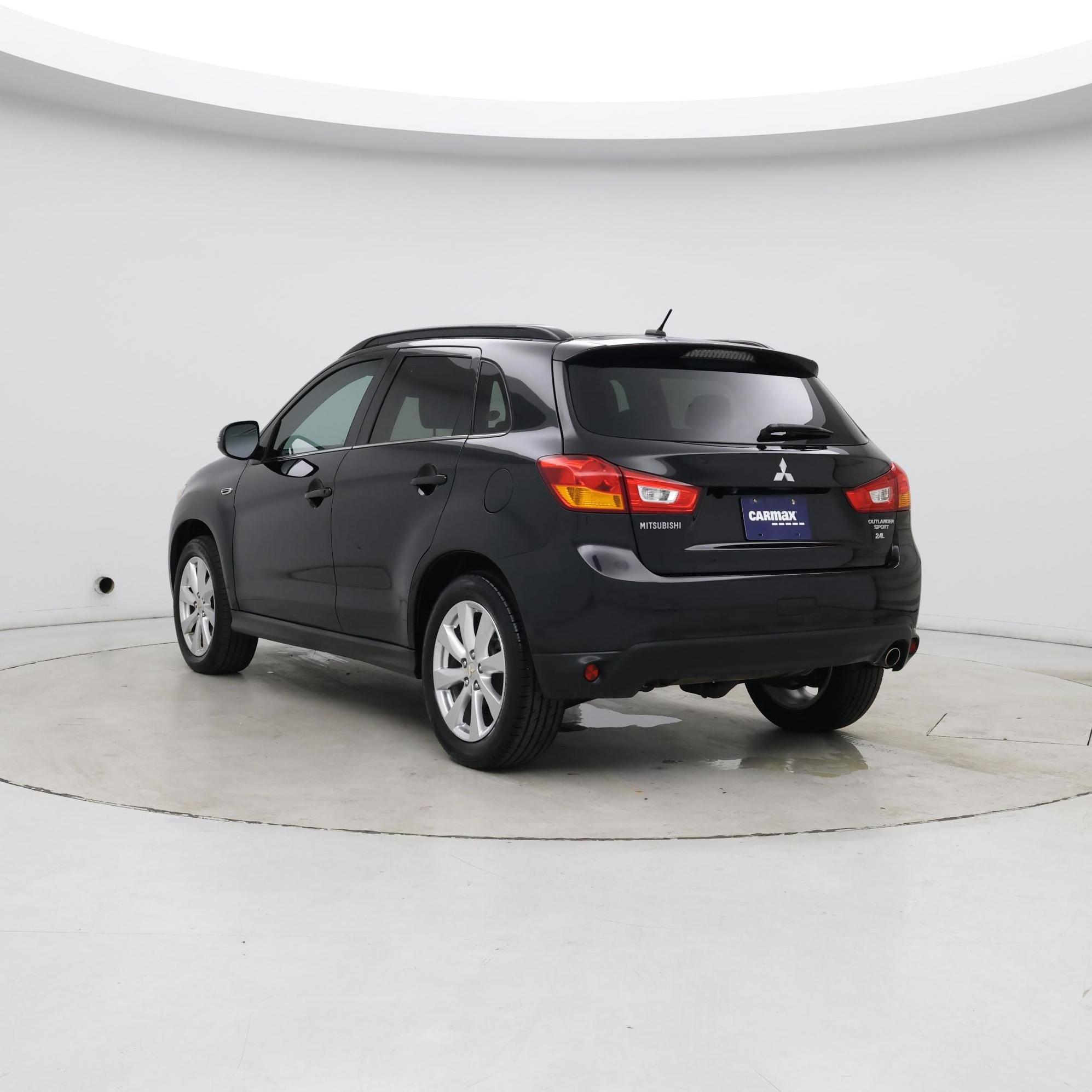 Thumbnail: 2015 Mitsubishi Outlander Sport - 2
