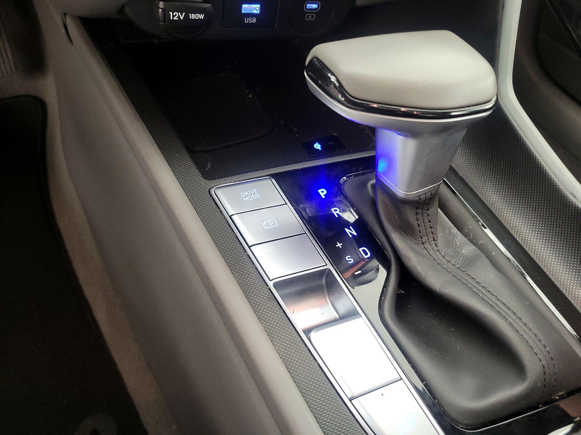 Thumbnail: 2024 Hyundai Elantra - 18