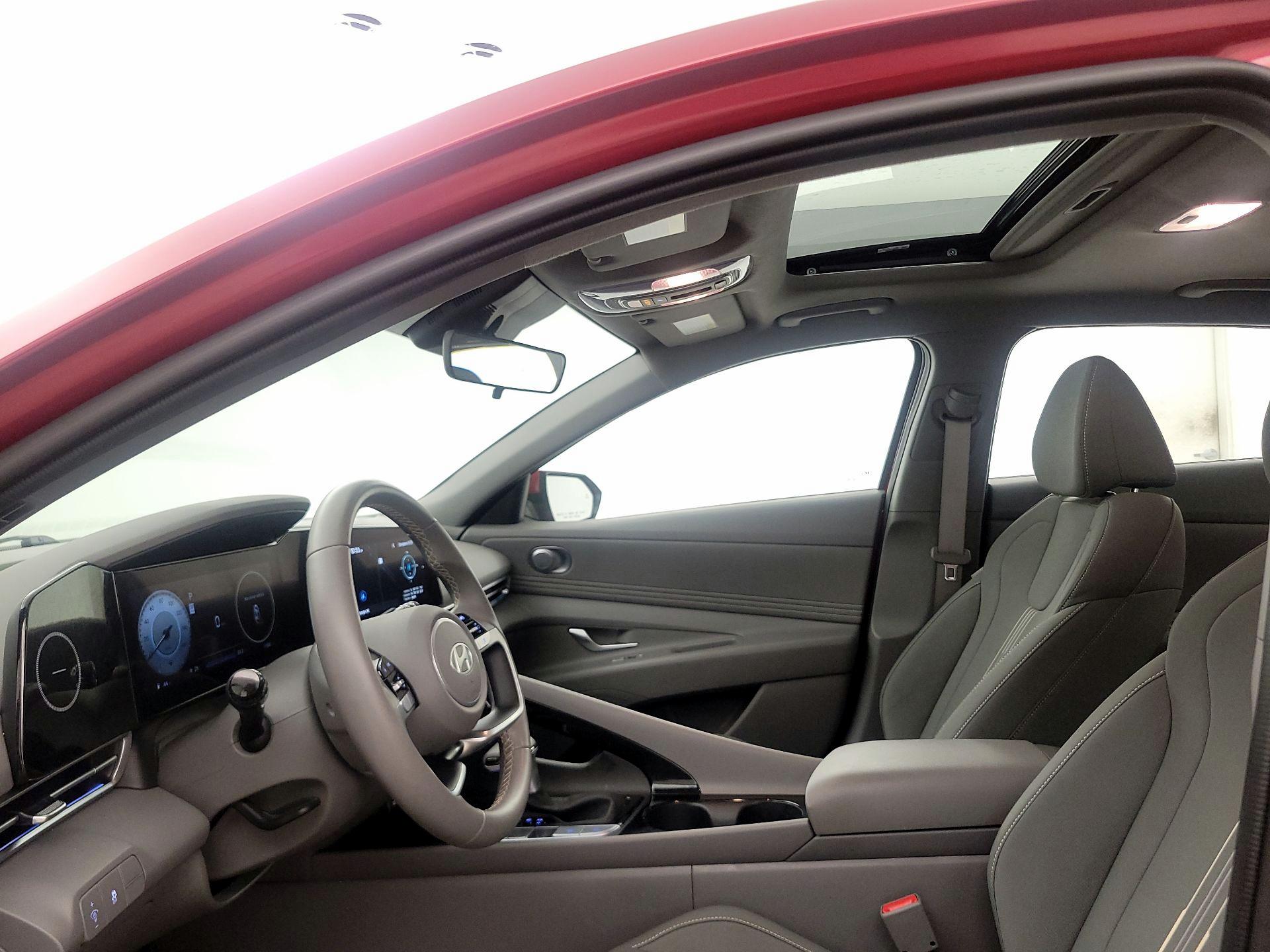 Thumbnail: 2024 Hyundai Elantra - 20