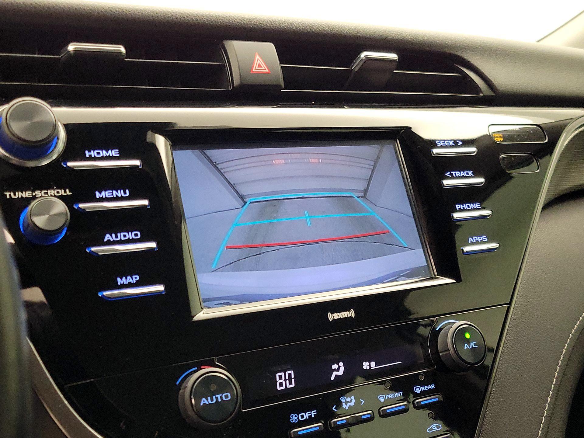 Thumbnail: 2020 Toyota Camry - 14