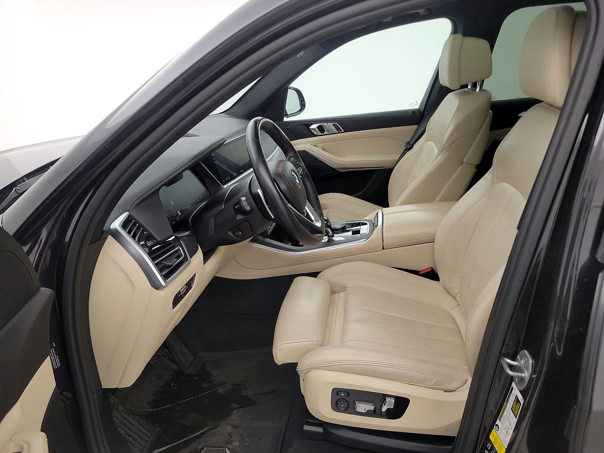 Thumbnail: 2022 BMW X5 - 11