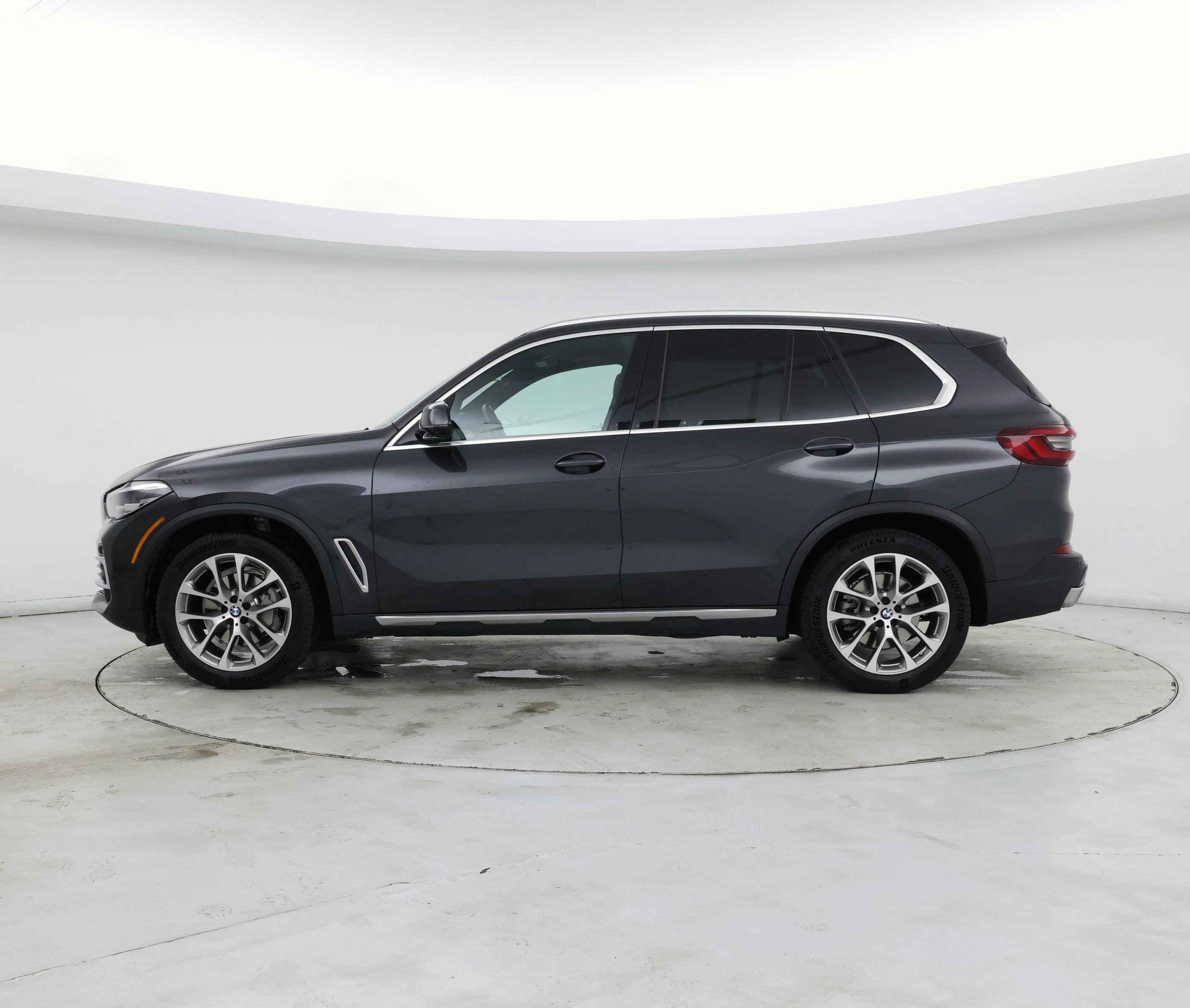 Thumbnail: 2022 BMW X5 - 3