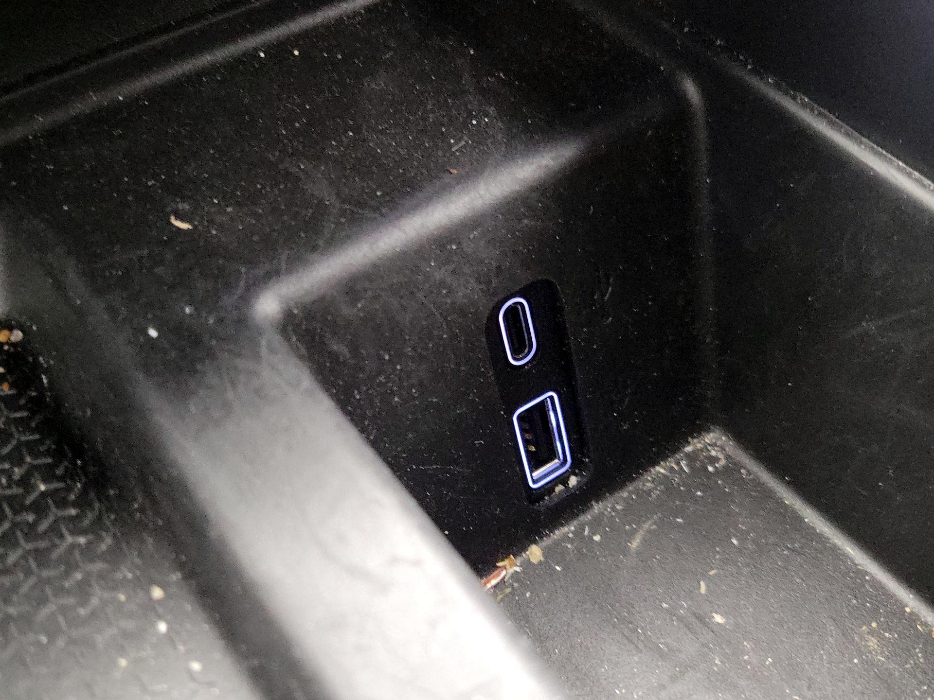 Thumbnail: 2025 GMC Acadia - 19