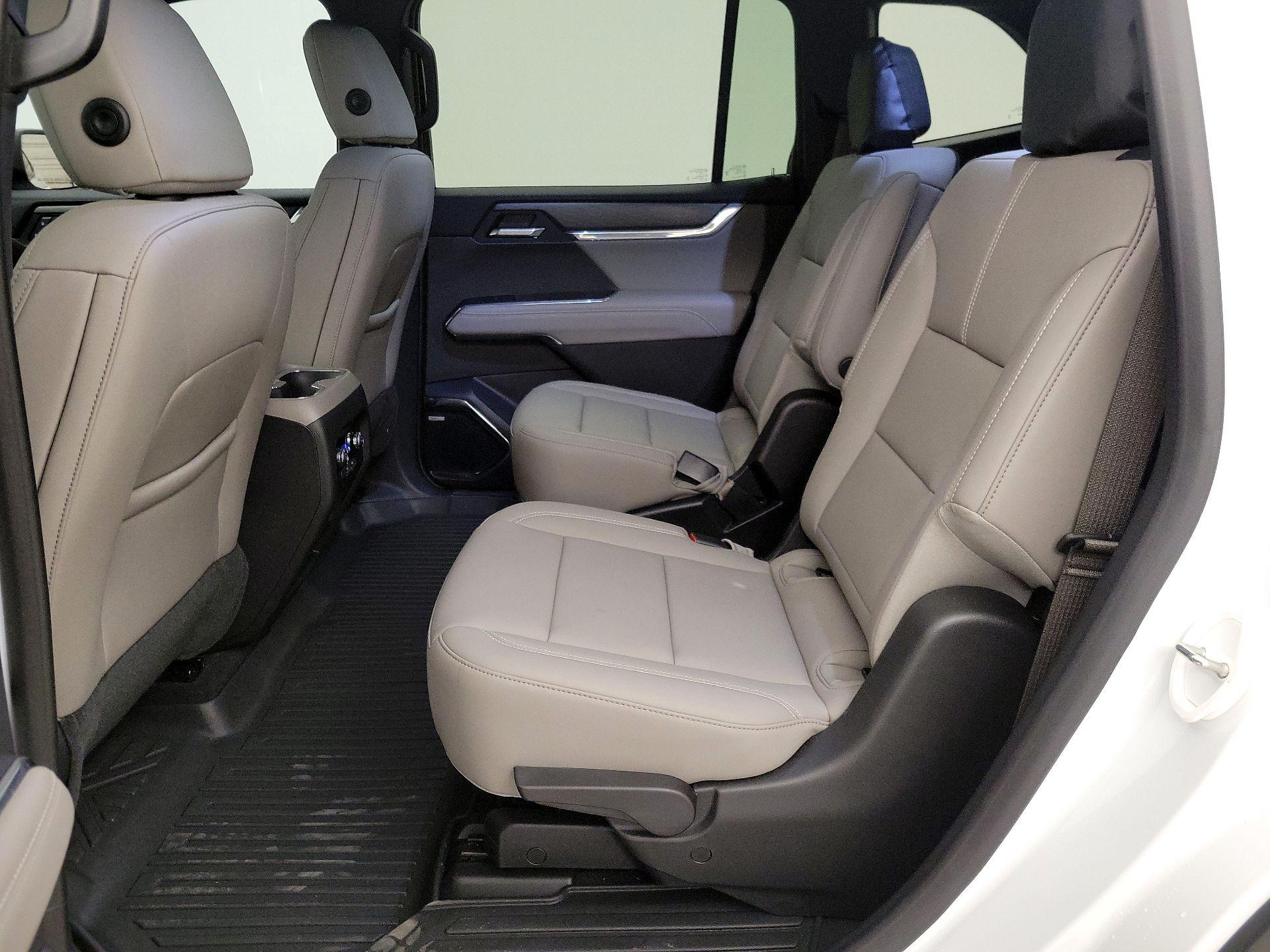 Thumbnail: 2025 GMC Acadia - 20