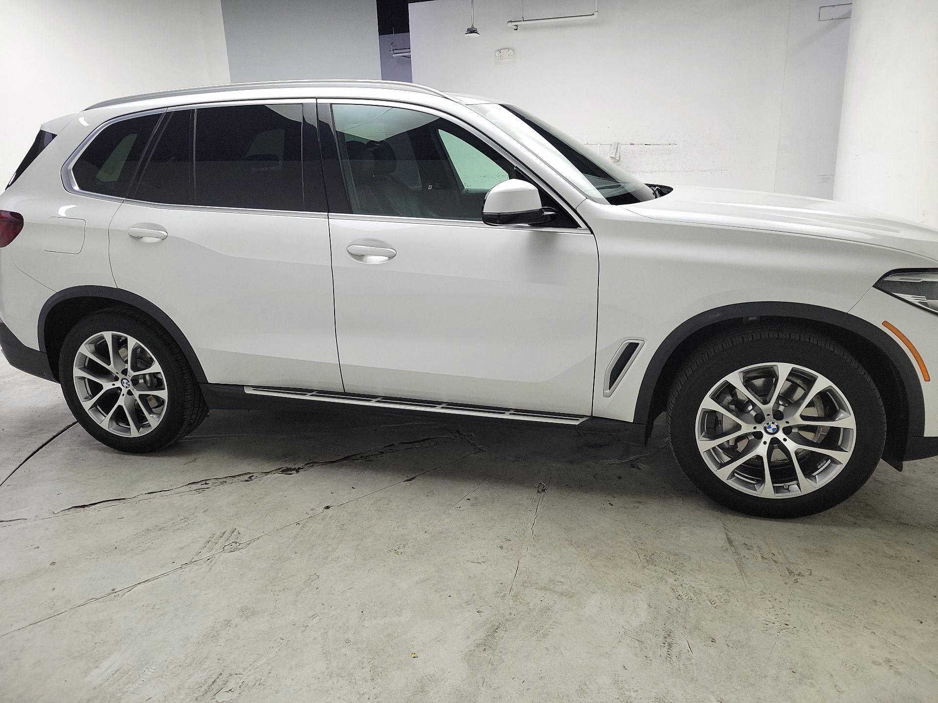 Thumbnail: 2023 BMW X5 - 4