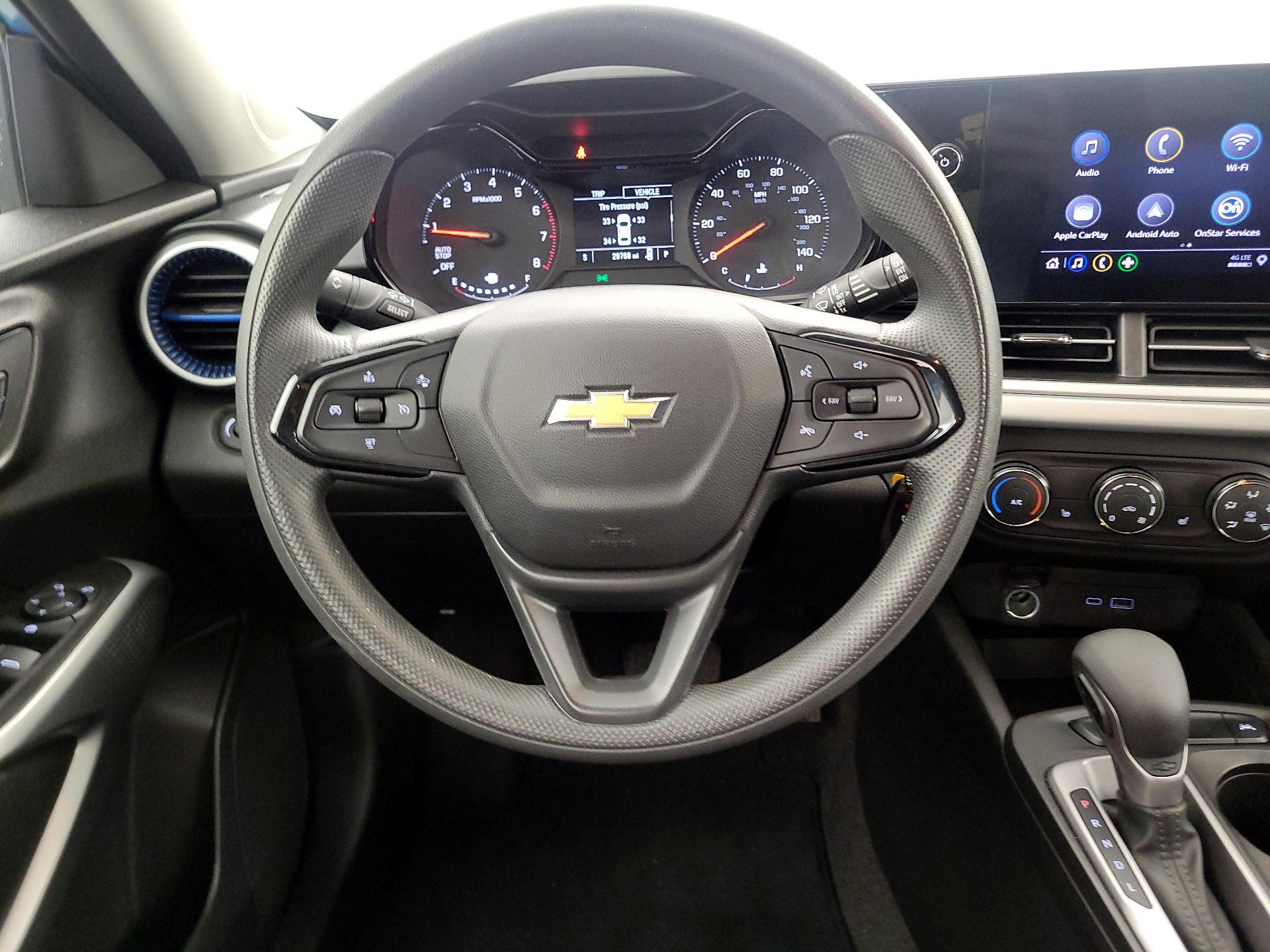 Thumbnail: 2025 Chevrolet Trax - 10