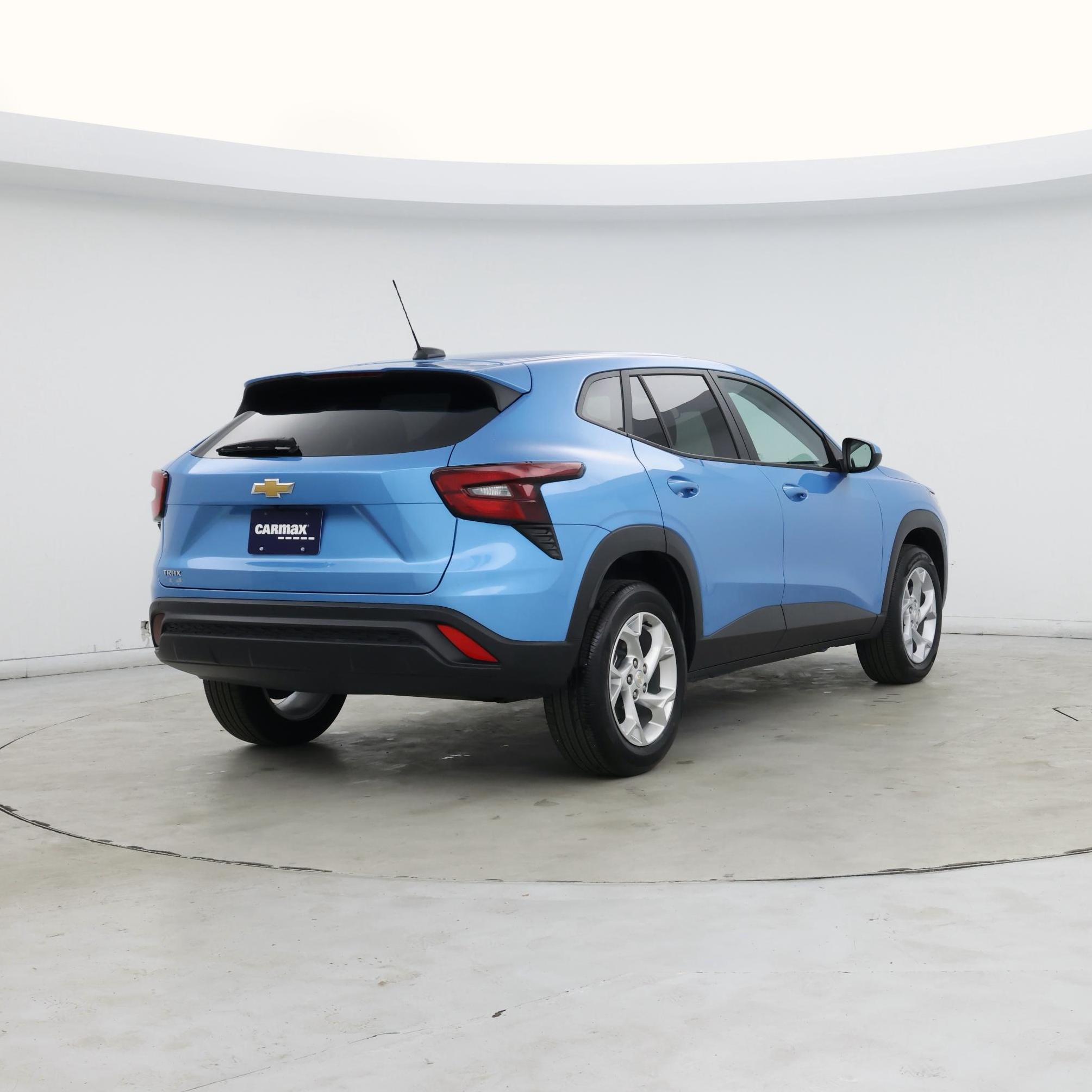 Thumbnail: 2025 Chevrolet Trax - 8