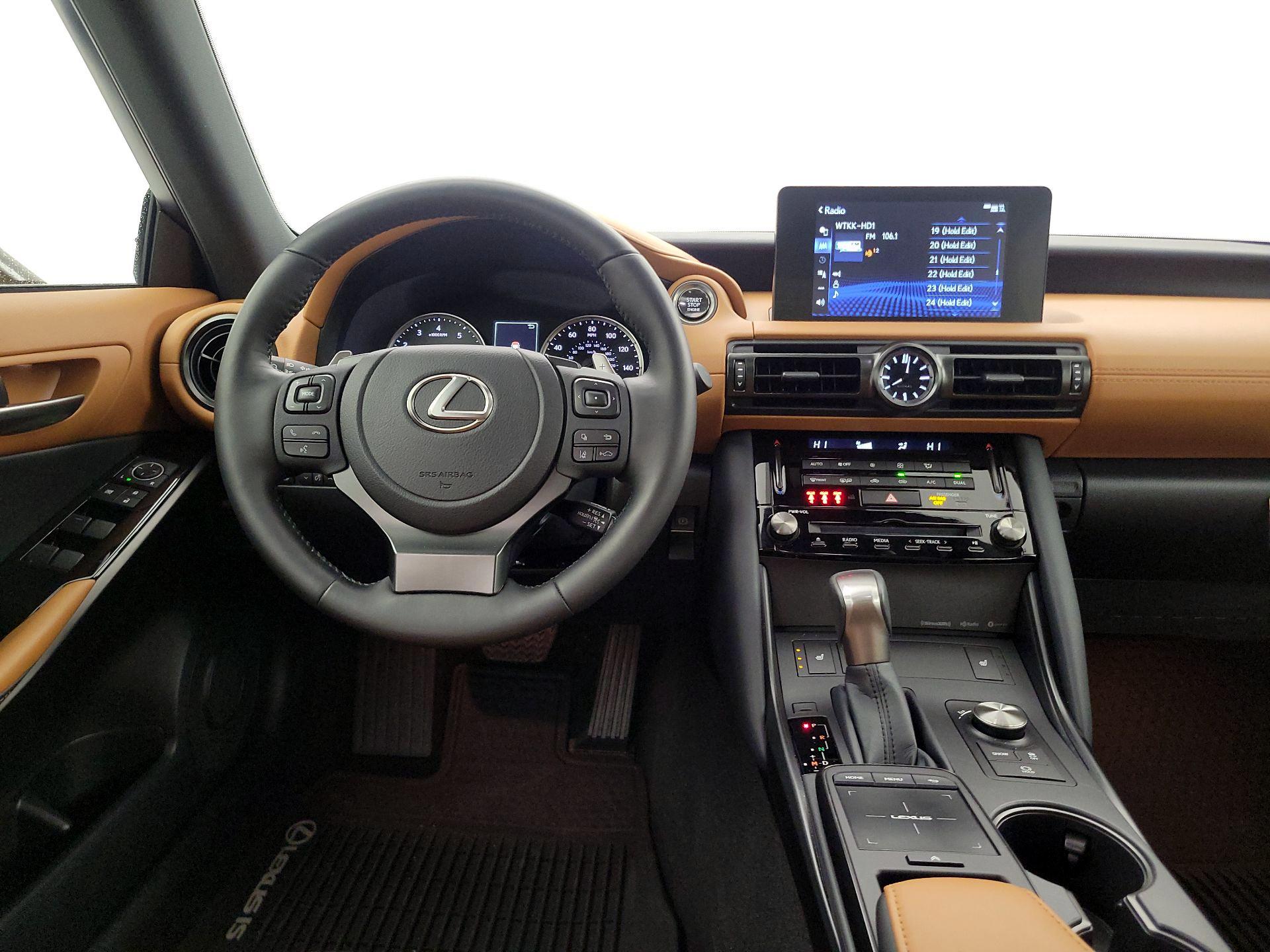 Thumbnail: 2025 Lexus IS - 10