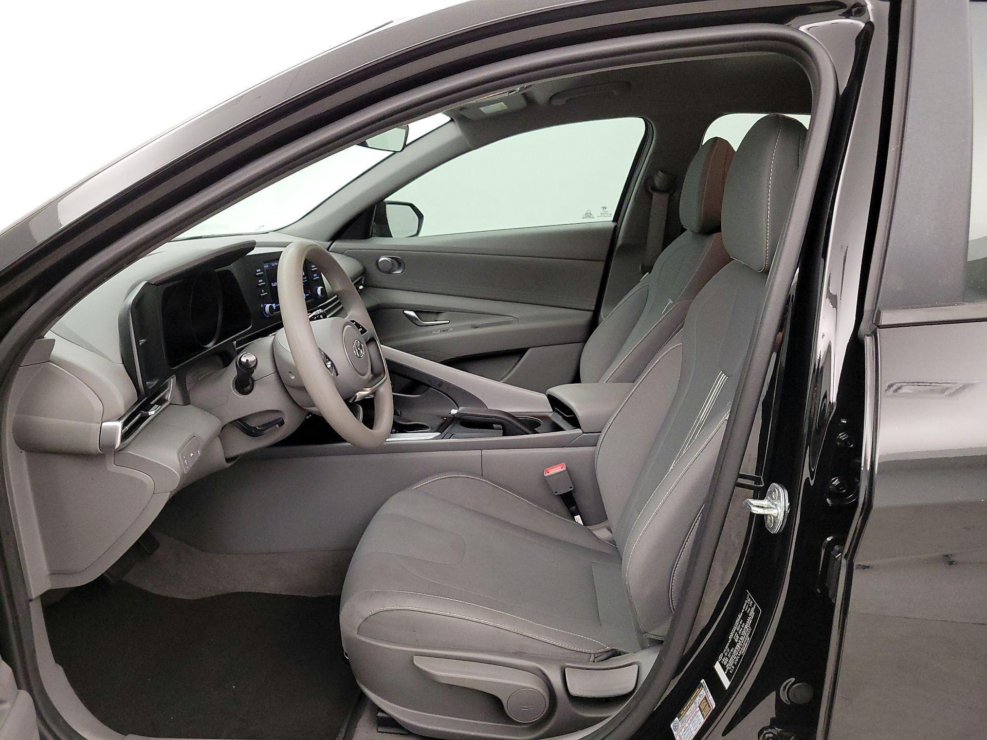 Thumbnail: 2023 Hyundai Elantra - 11