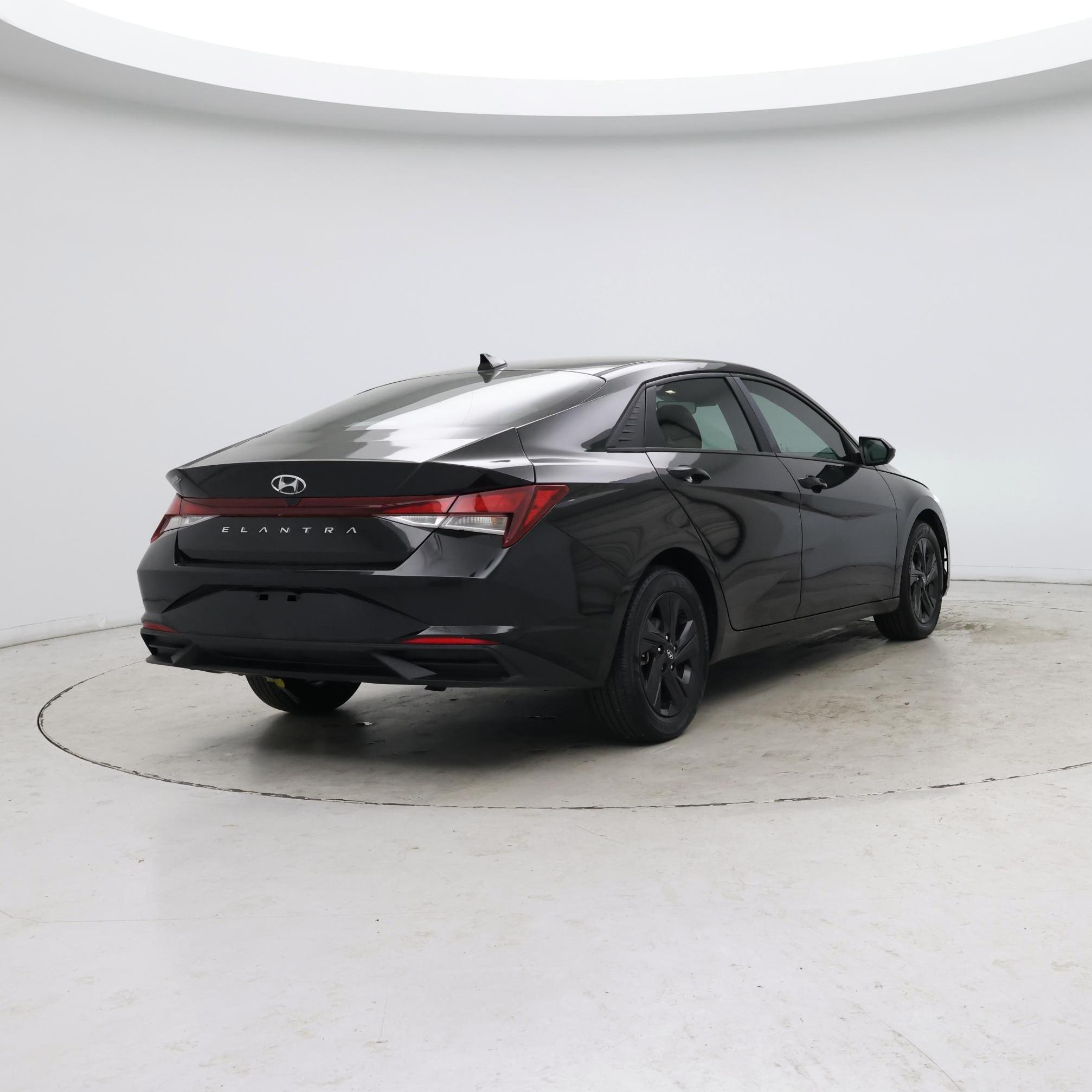 Thumbnail: 2023 Hyundai Elantra - 8