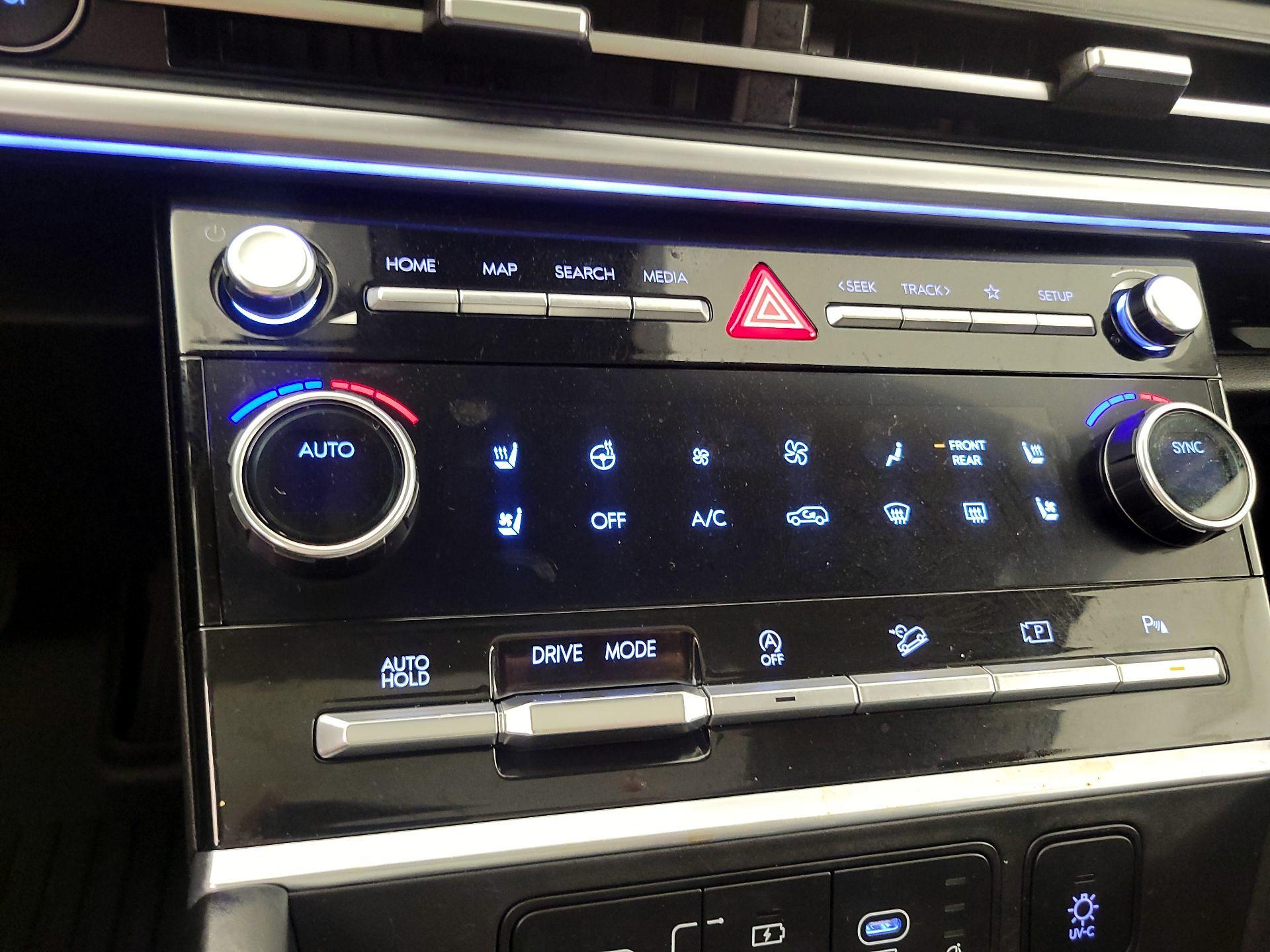 Thumbnail: 2024 Hyundai Santa Fe - 17