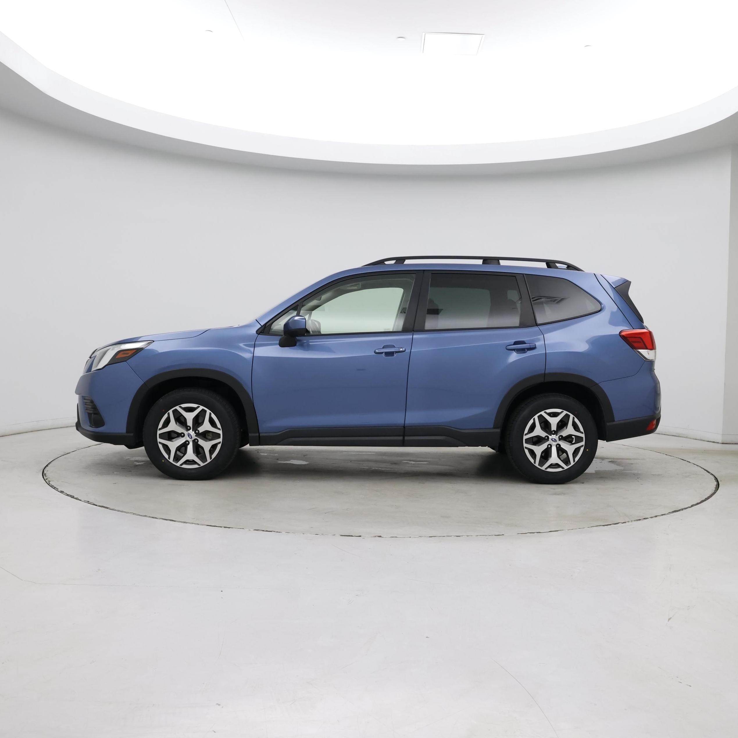 Thumbnail: 2023 Subaru Forester - 3